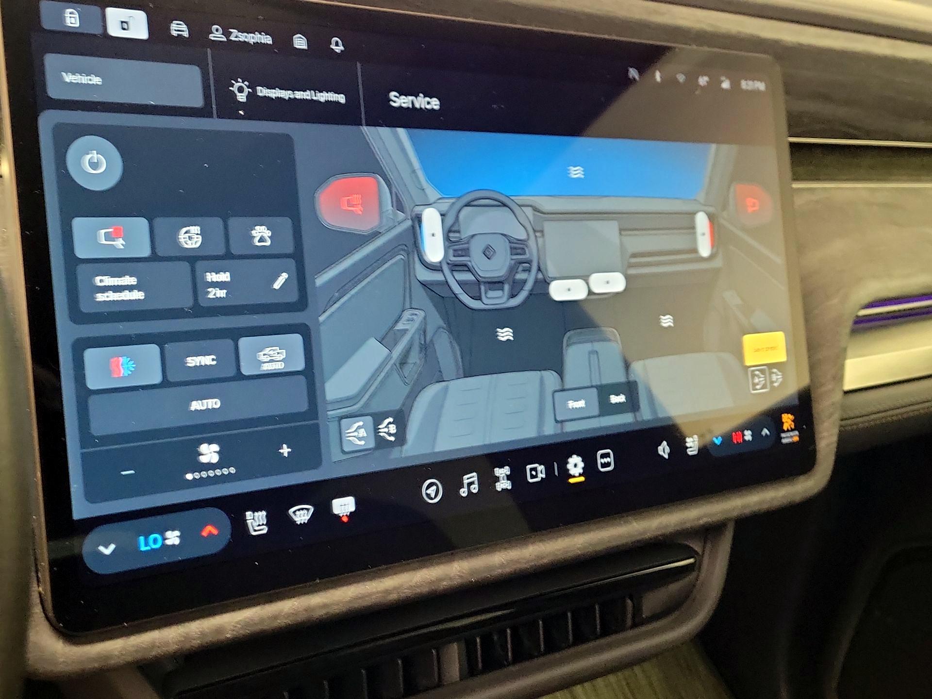 Thumbnail: 2022 Rivian R1T - 16