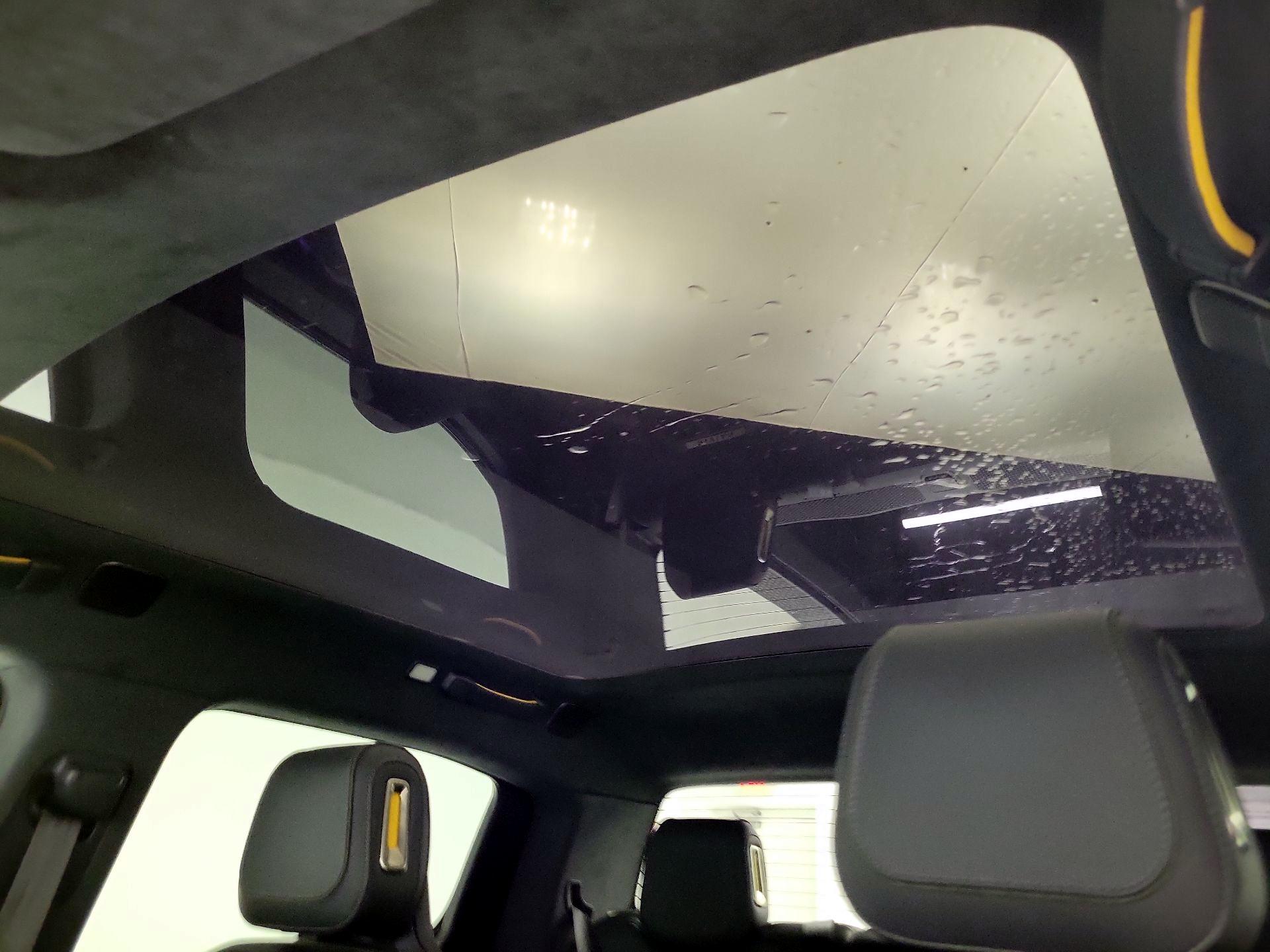 Thumbnail: 2022 Rivian R1T - 18