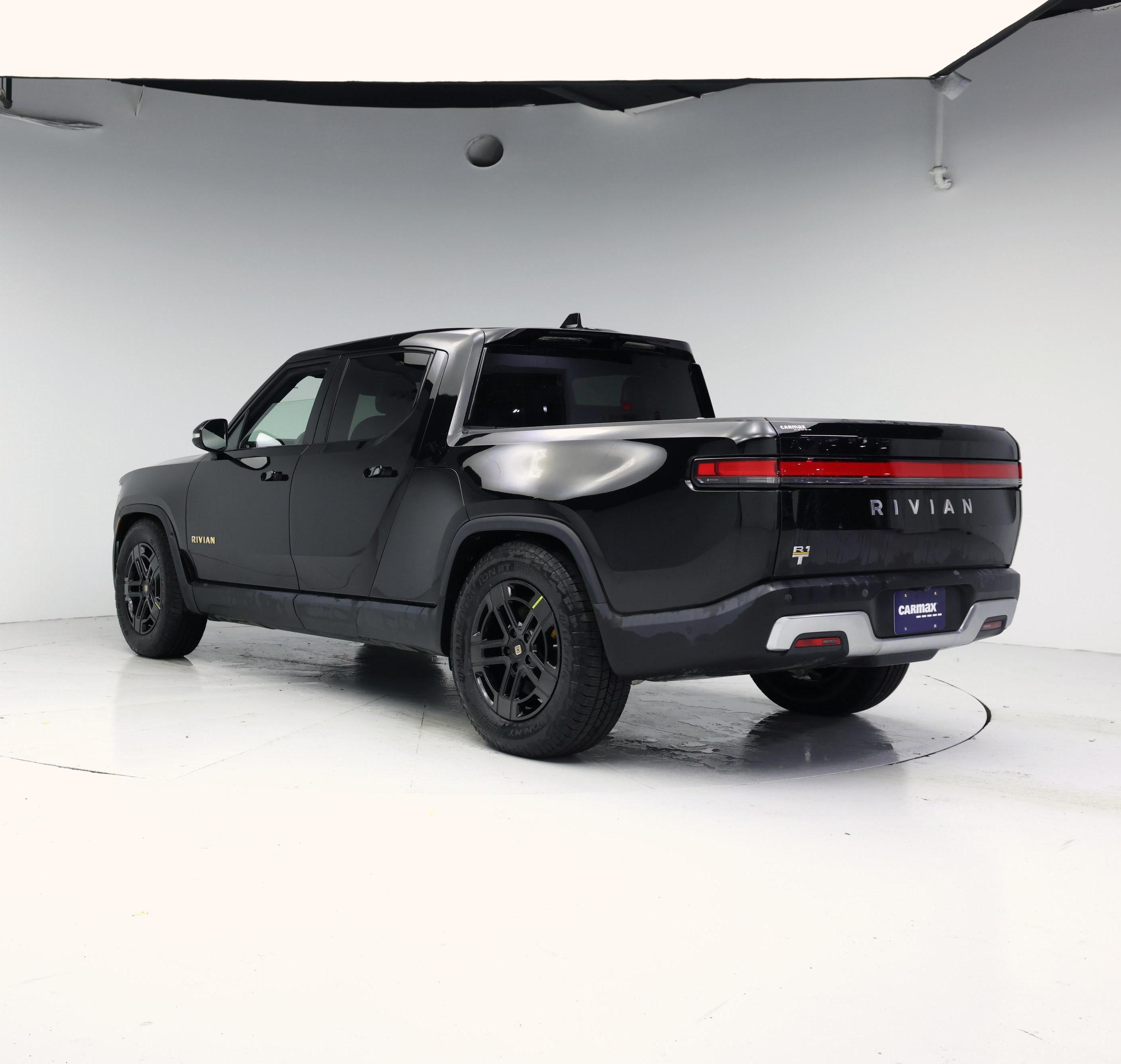 Thumbnail: 2022 Rivian R1T - 2