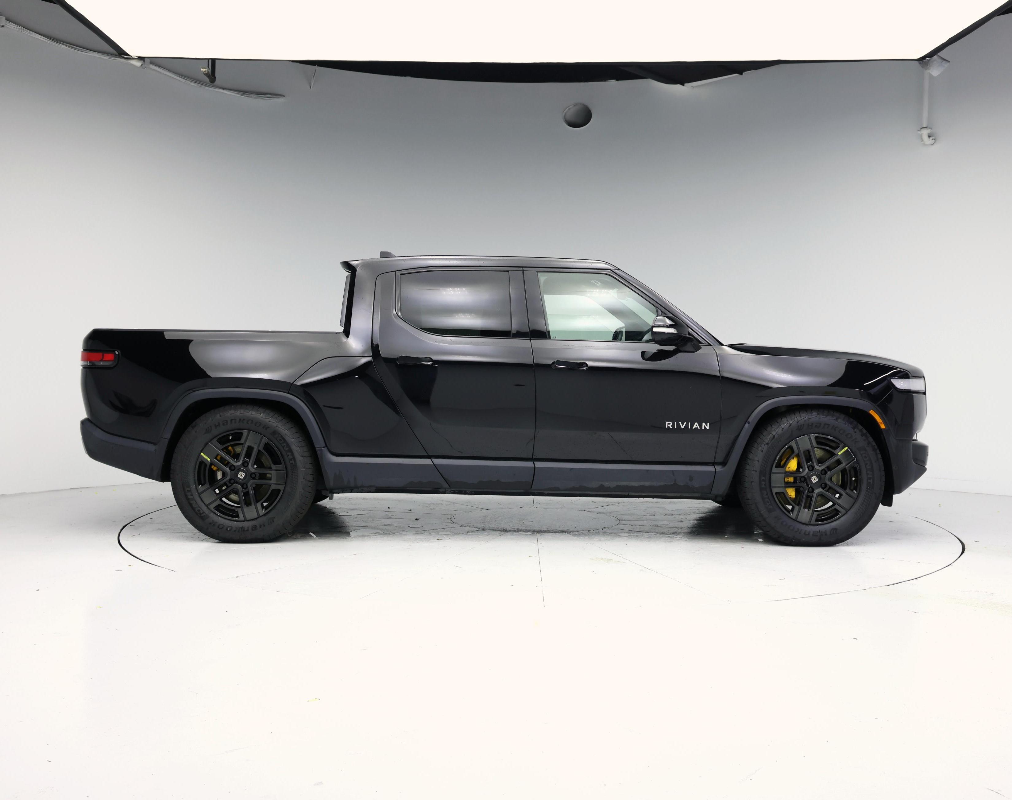 Thumbnail: 2022 Rivian R1T - 7