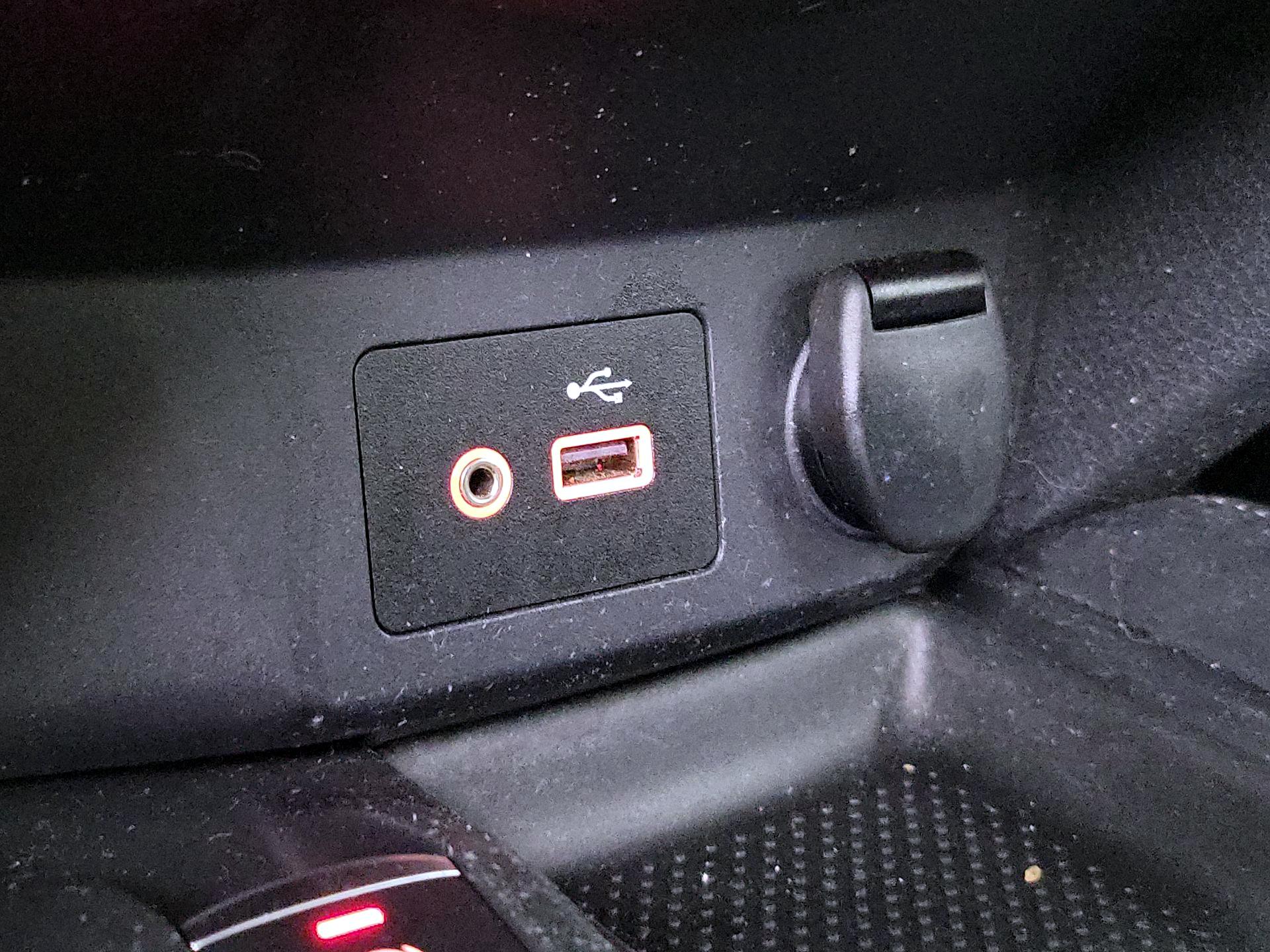 Thumbnail: 2020 Nissan Rogue - 18