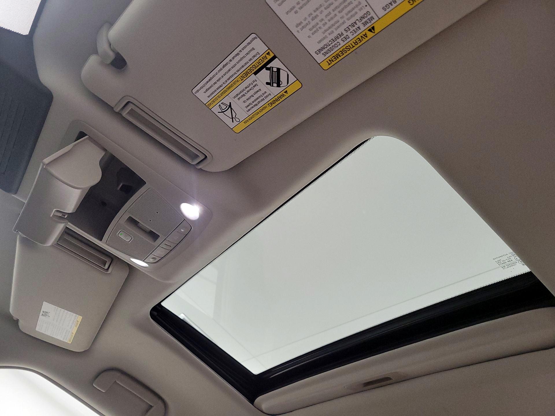 Thumbnail: 2022 Nissan Armada - 19