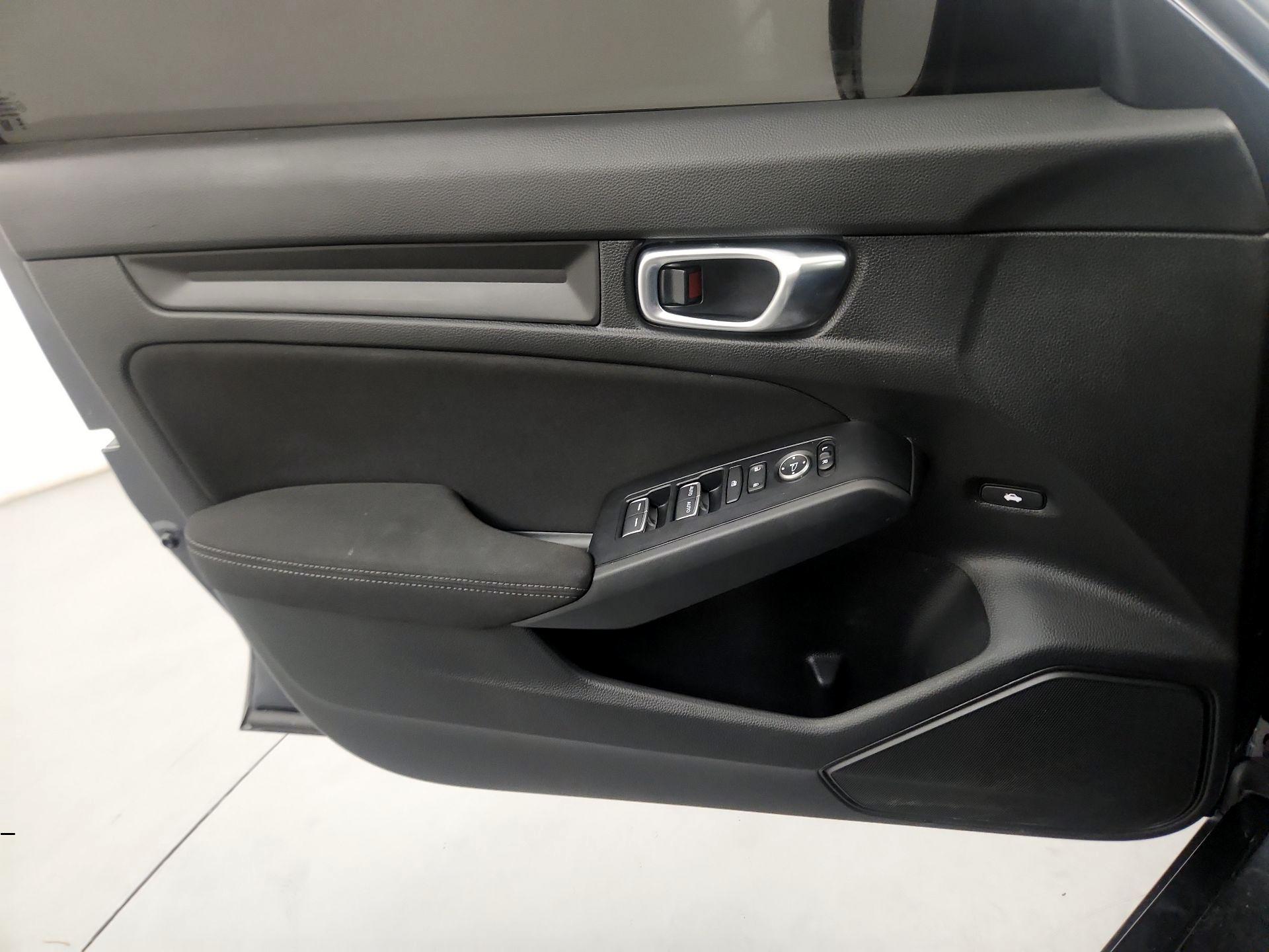 Thumbnail: 2024 Honda Civic - 10