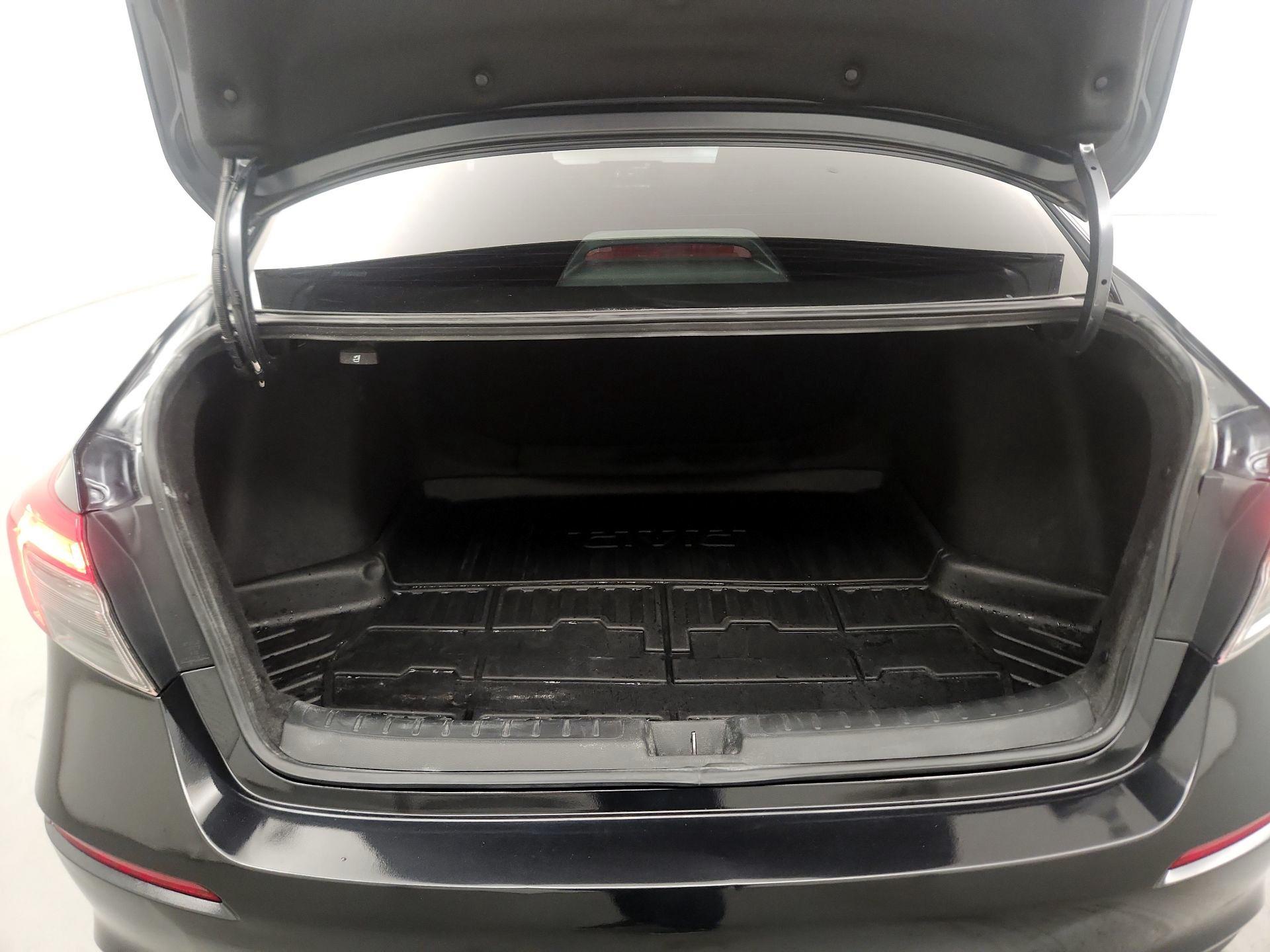 Thumbnail: 2024 Honda Civic - 18