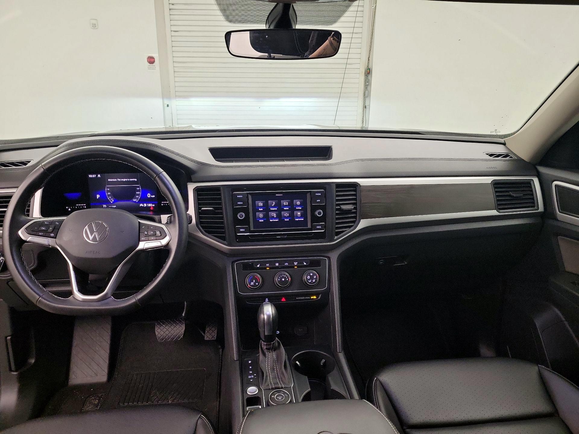 Thumbnail: 2022 Volkswagen Atlas - 9