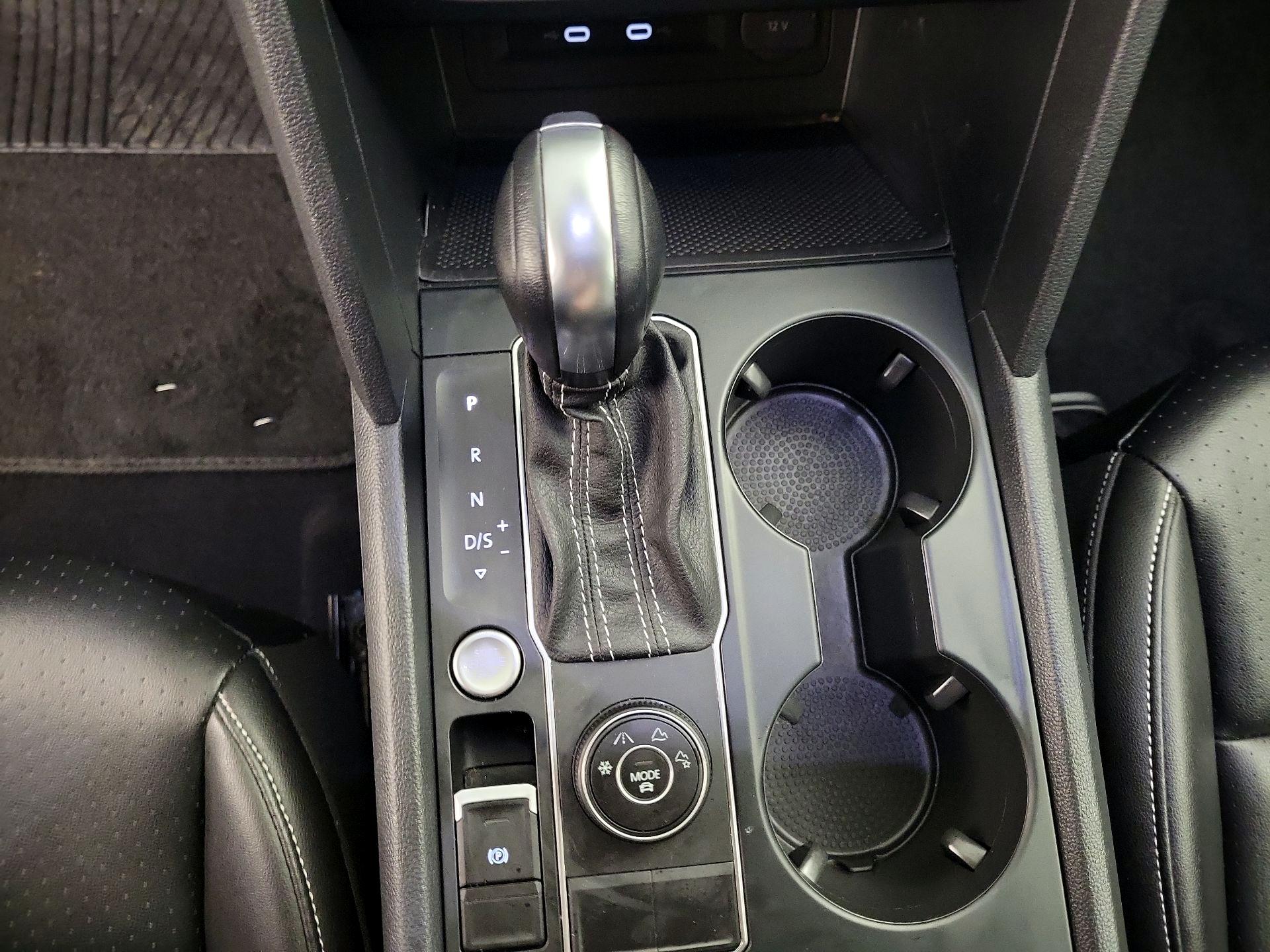 Thumbnail: 2022 Volkswagen Atlas - 17