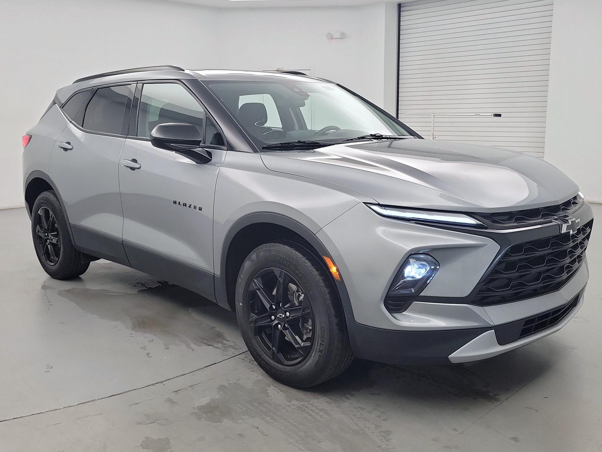 Thumbnail: 2023 Chevrolet Blazer - 1