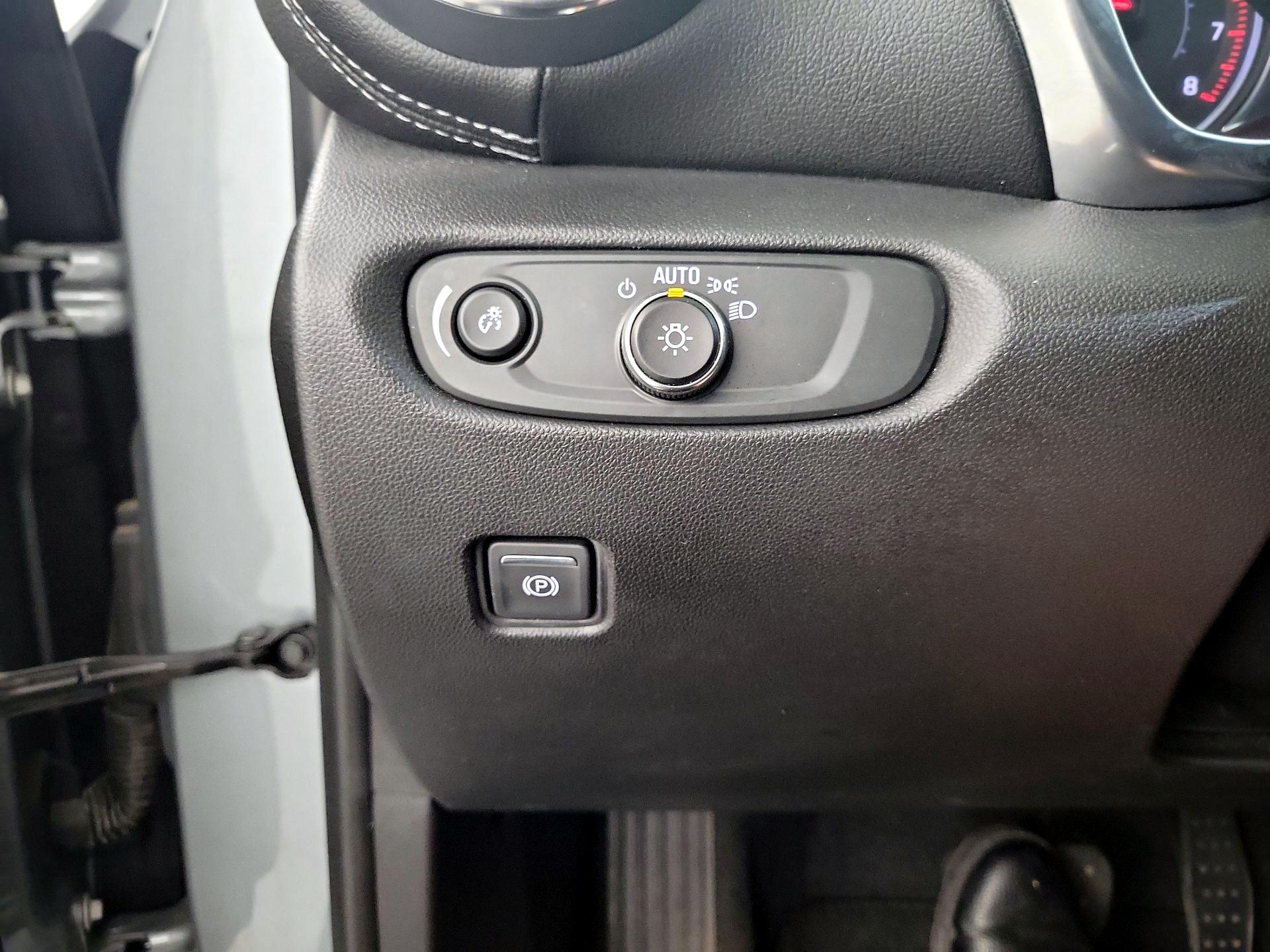 Thumbnail: 2023 Chevrolet Blazer - 11