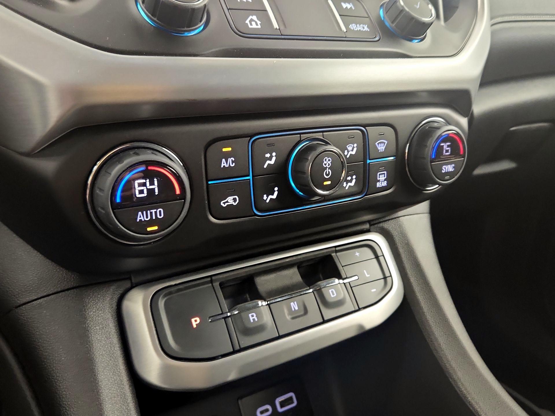 Thumbnail: 2023 GMC Acadia - 14