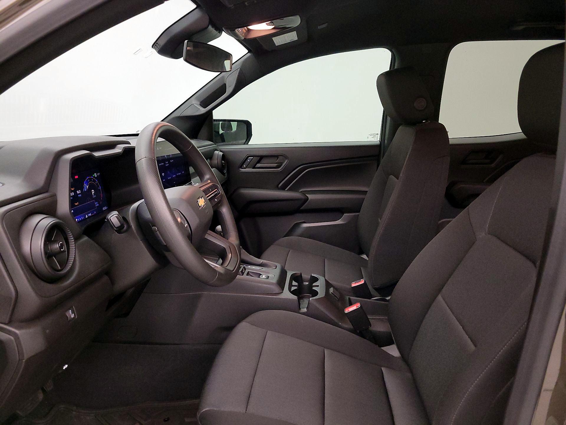 Thumbnail: 2024 Chevrolet Colorado - 11