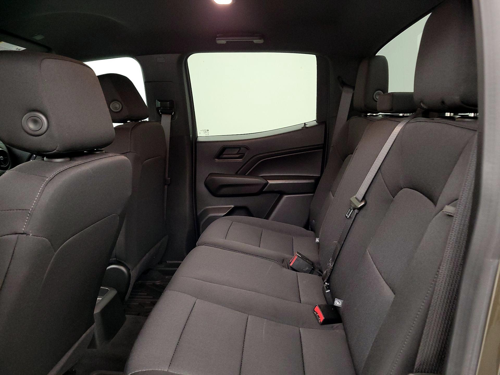 Thumbnail: 2024 Chevrolet Colorado - 19