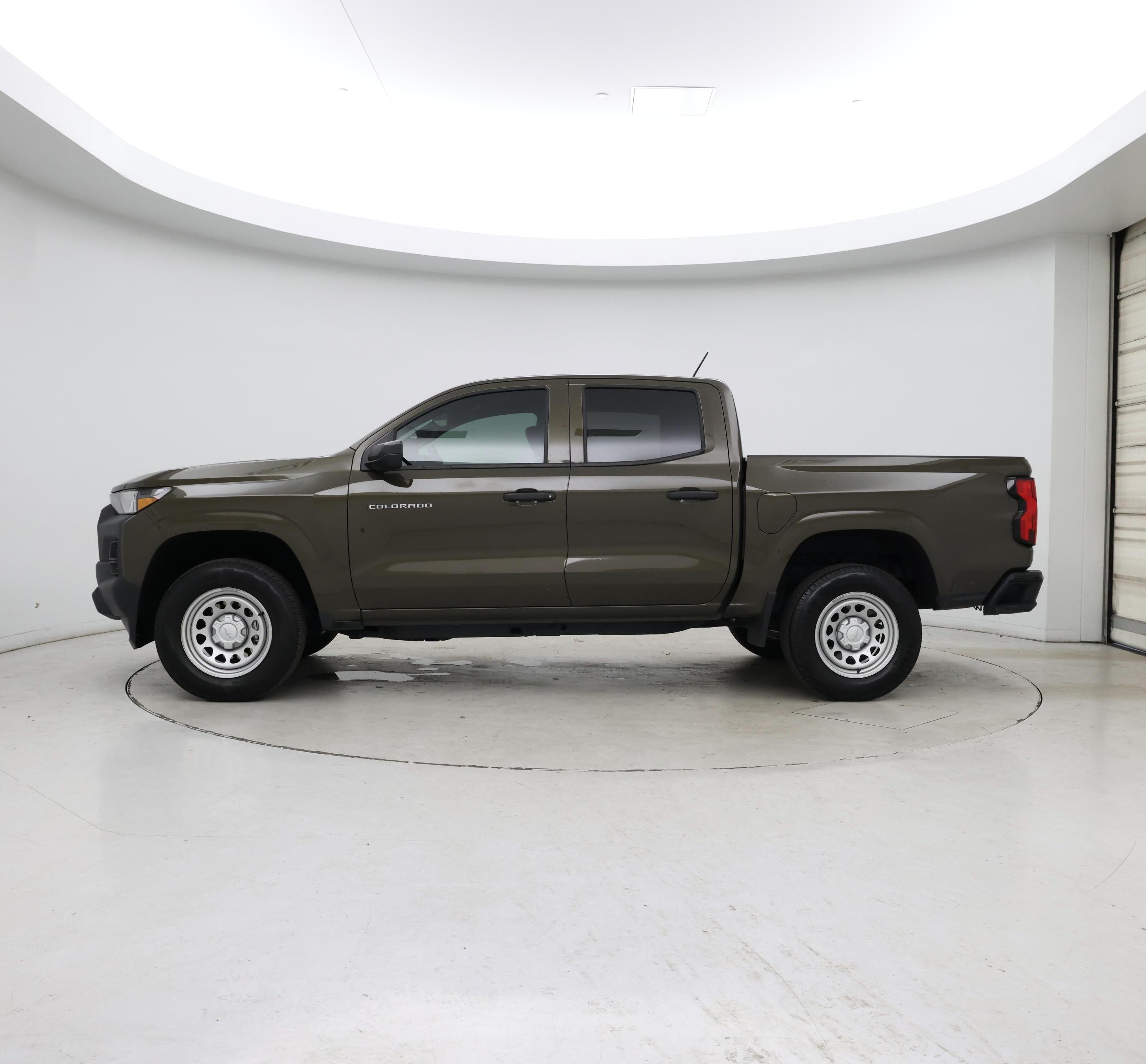 Thumbnail: 2024 Chevrolet Colorado - 3