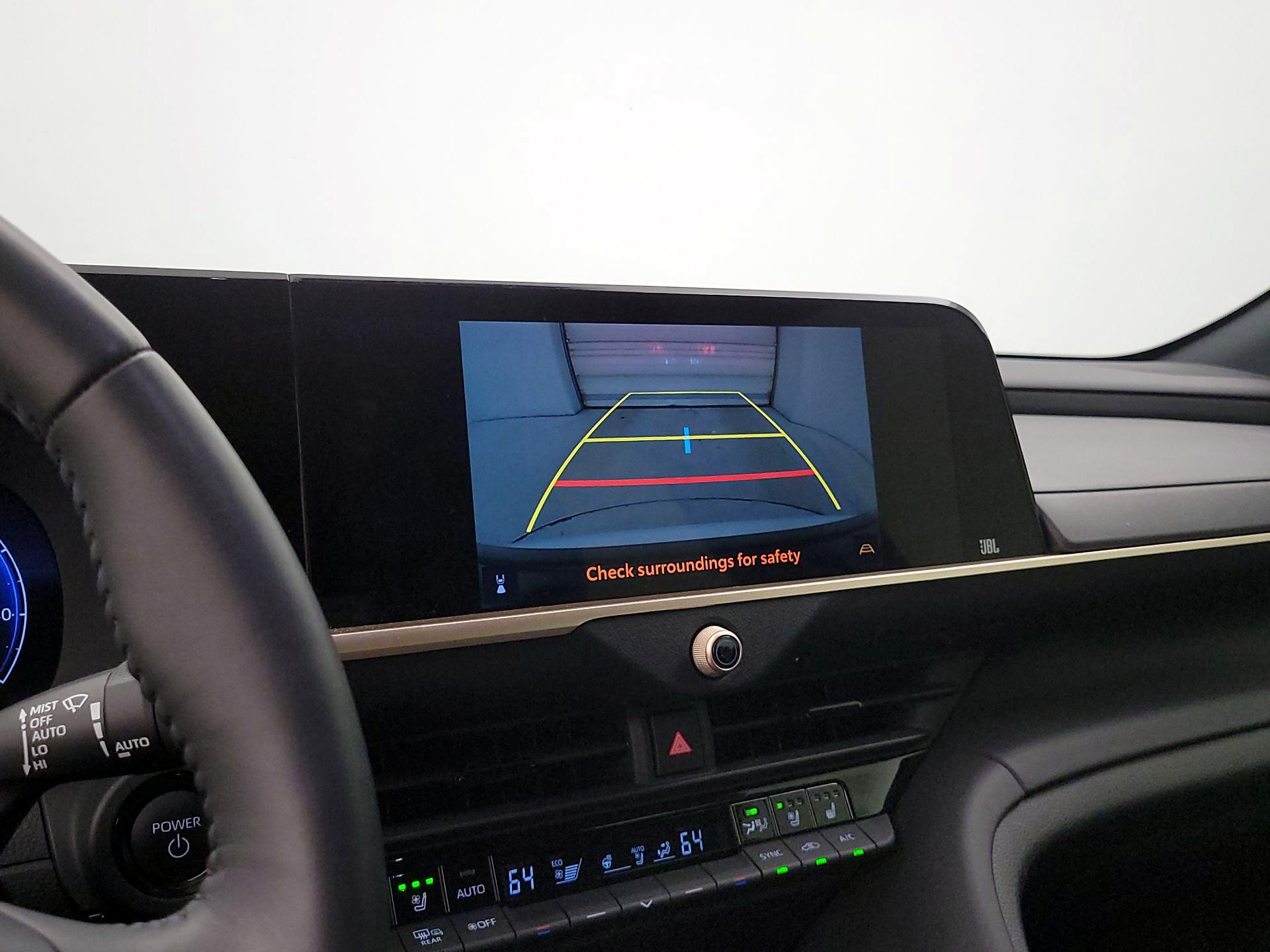 Thumbnail: 2023 Toyota Crown - 14