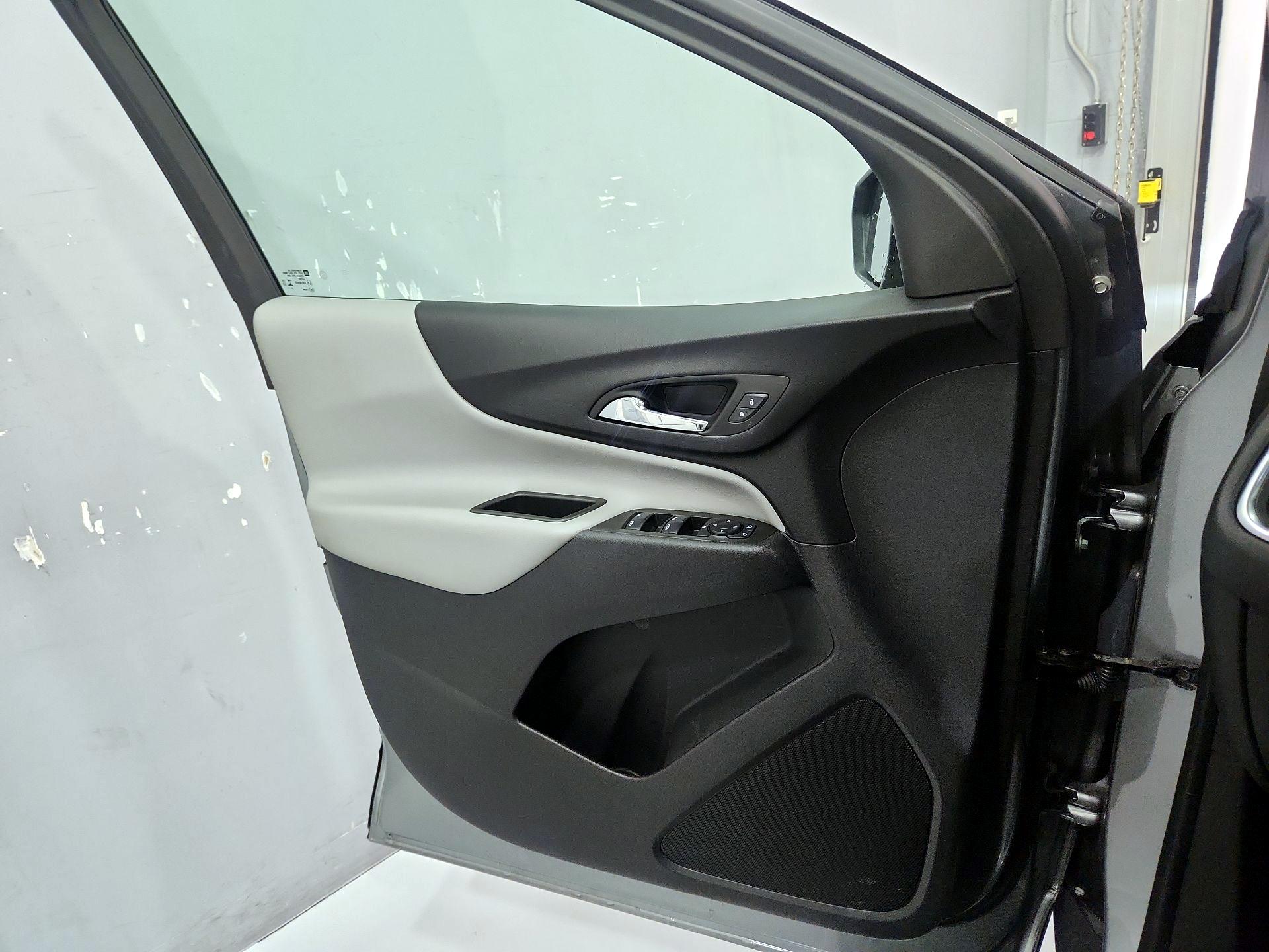 Thumbnail: 2024 Chevrolet Equinox - 12