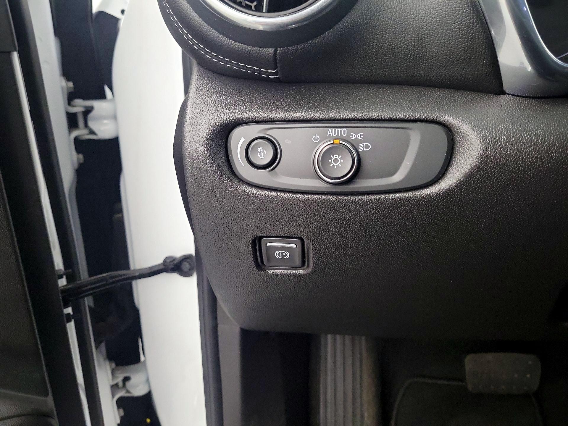 Thumbnail: 2023 Chevrolet Blazer - 13