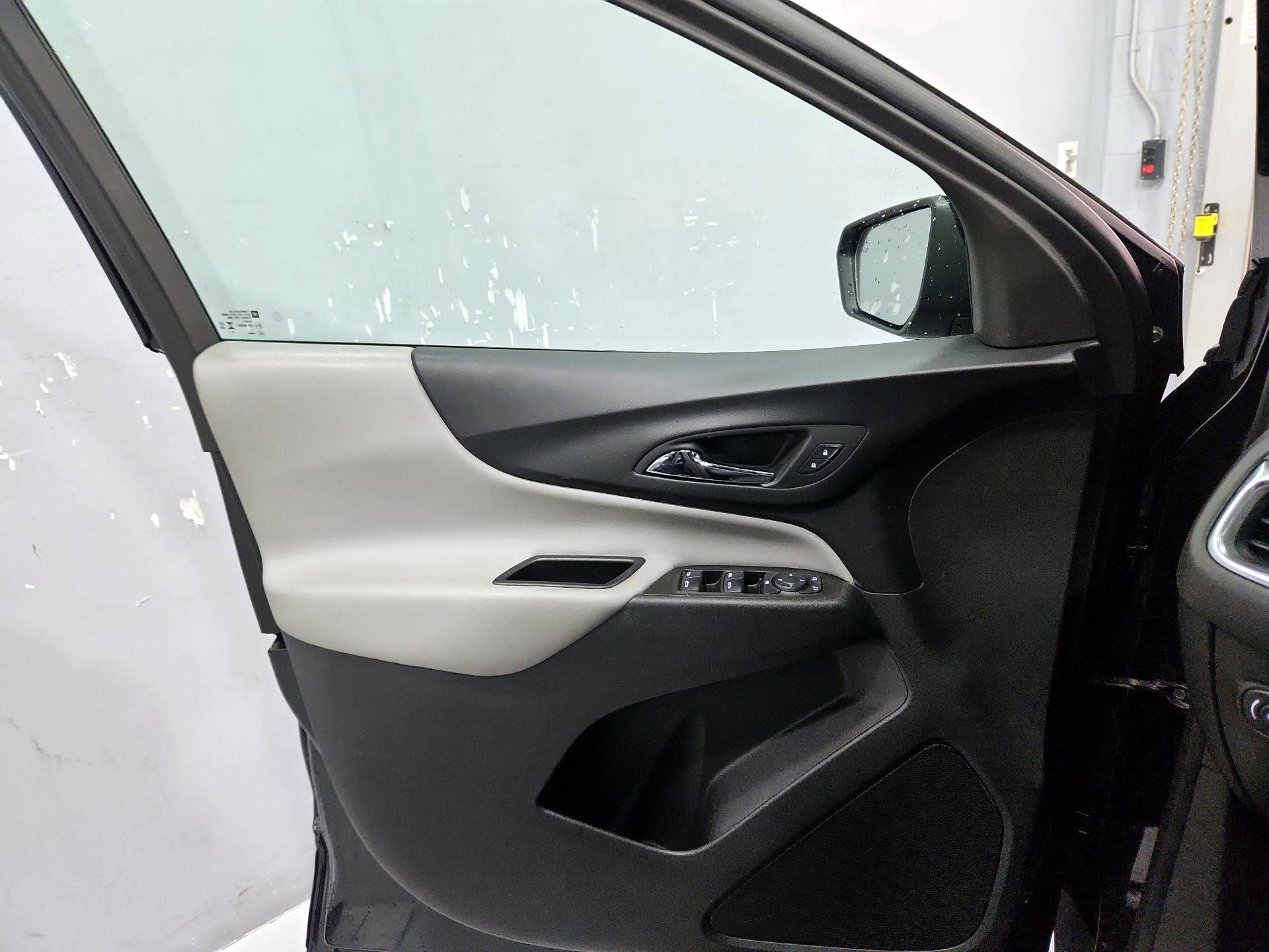 Thumbnail: 2024 Chevrolet Equinox - 12