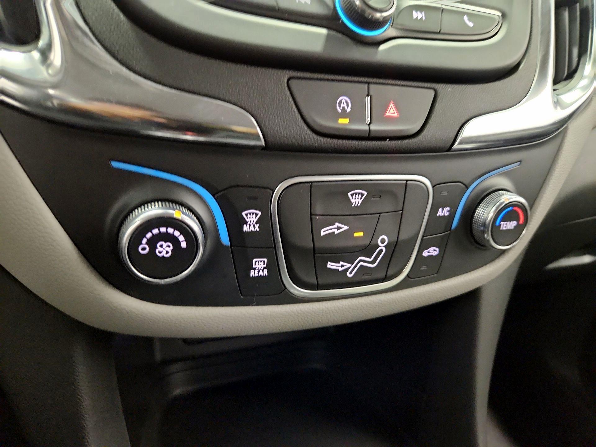 Thumbnail: 2024 Chevrolet Equinox - 16