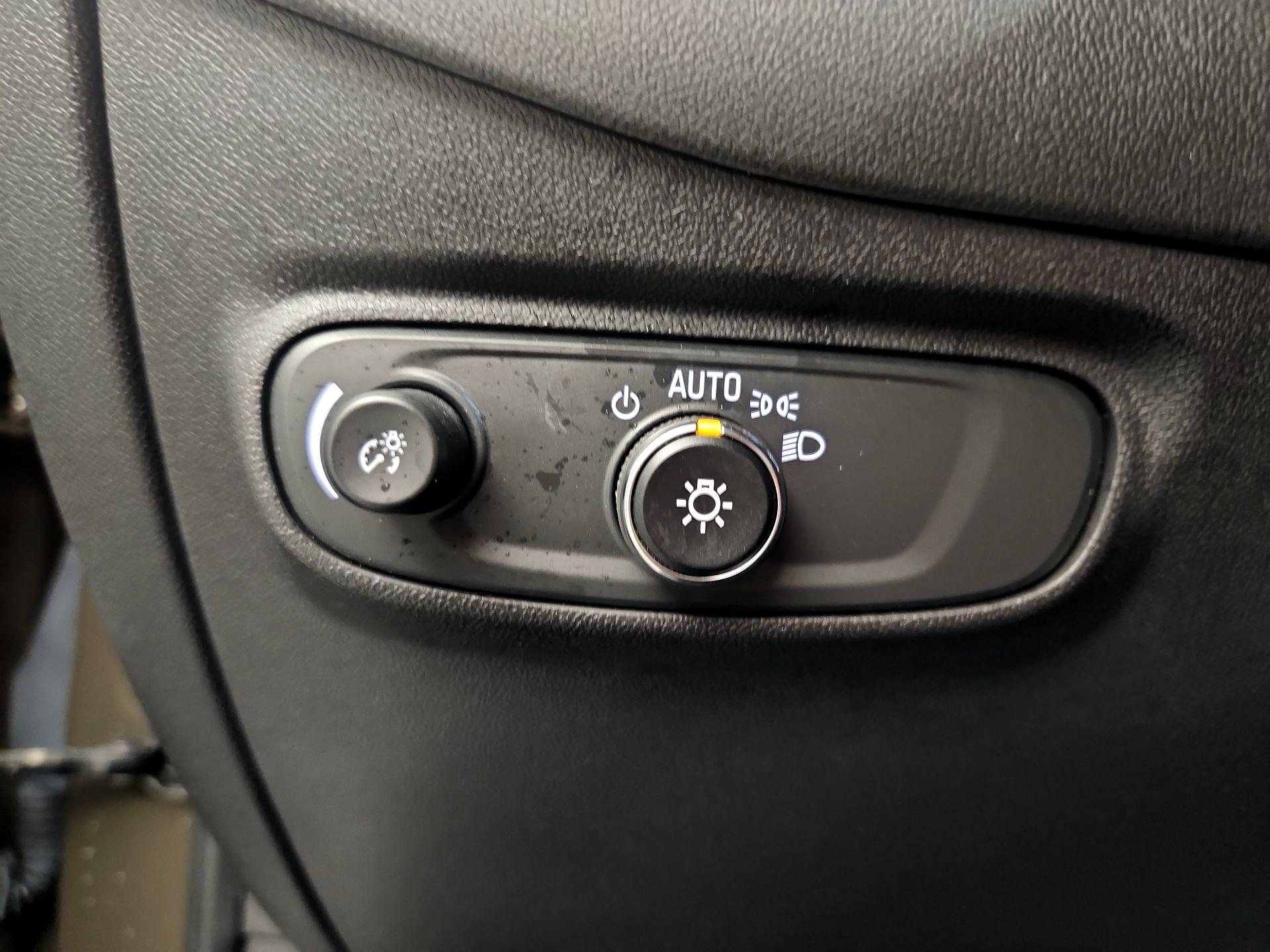 Thumbnail: 2024 Chevrolet Equinox - 11