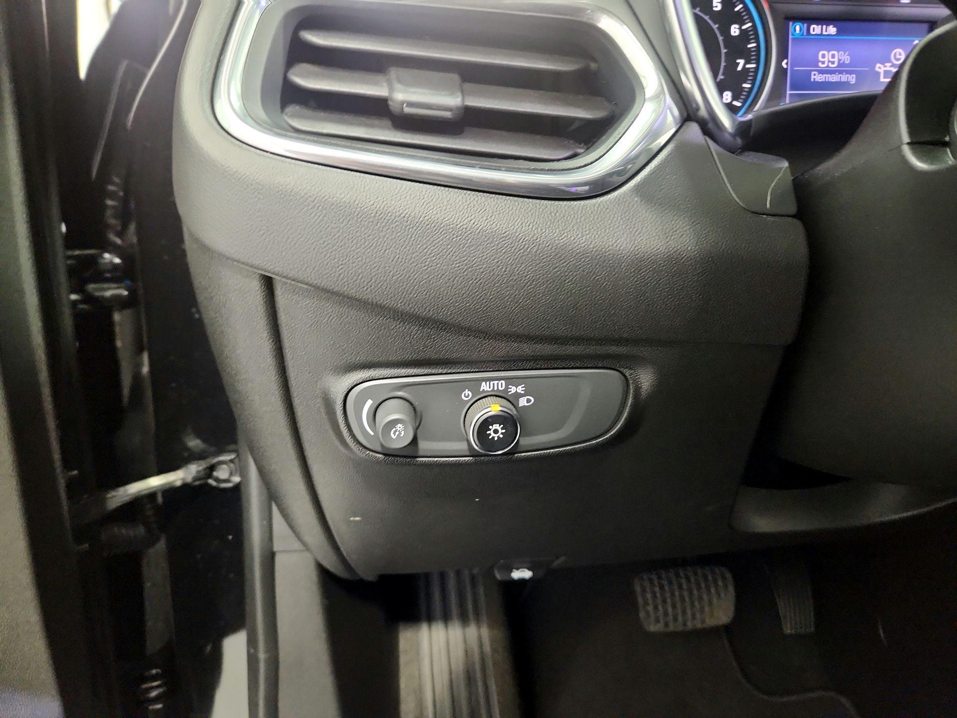 Thumbnail: 2022 Chevrolet Equinox - 13