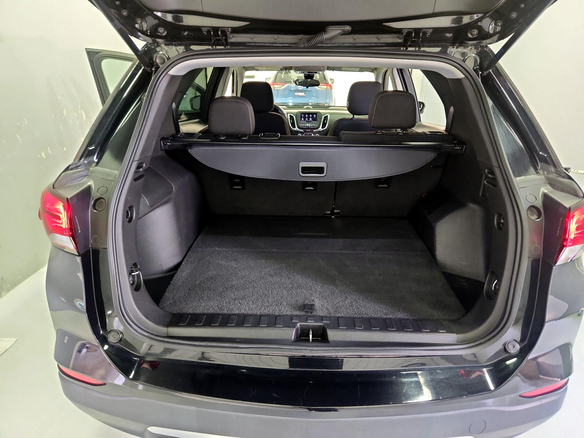 Thumbnail: 2022 Chevrolet Equinox - 20