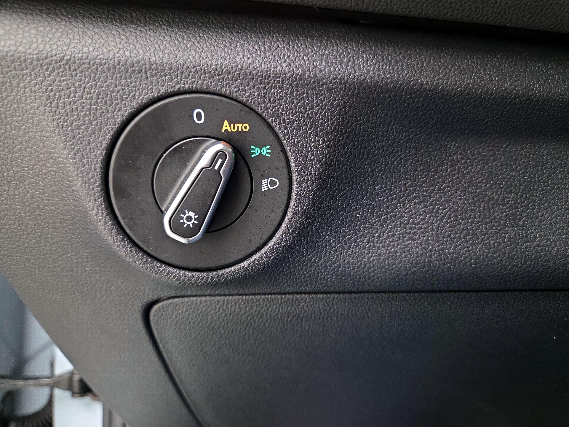 Thumbnail: 2025 Volkswagen Jetta - 13