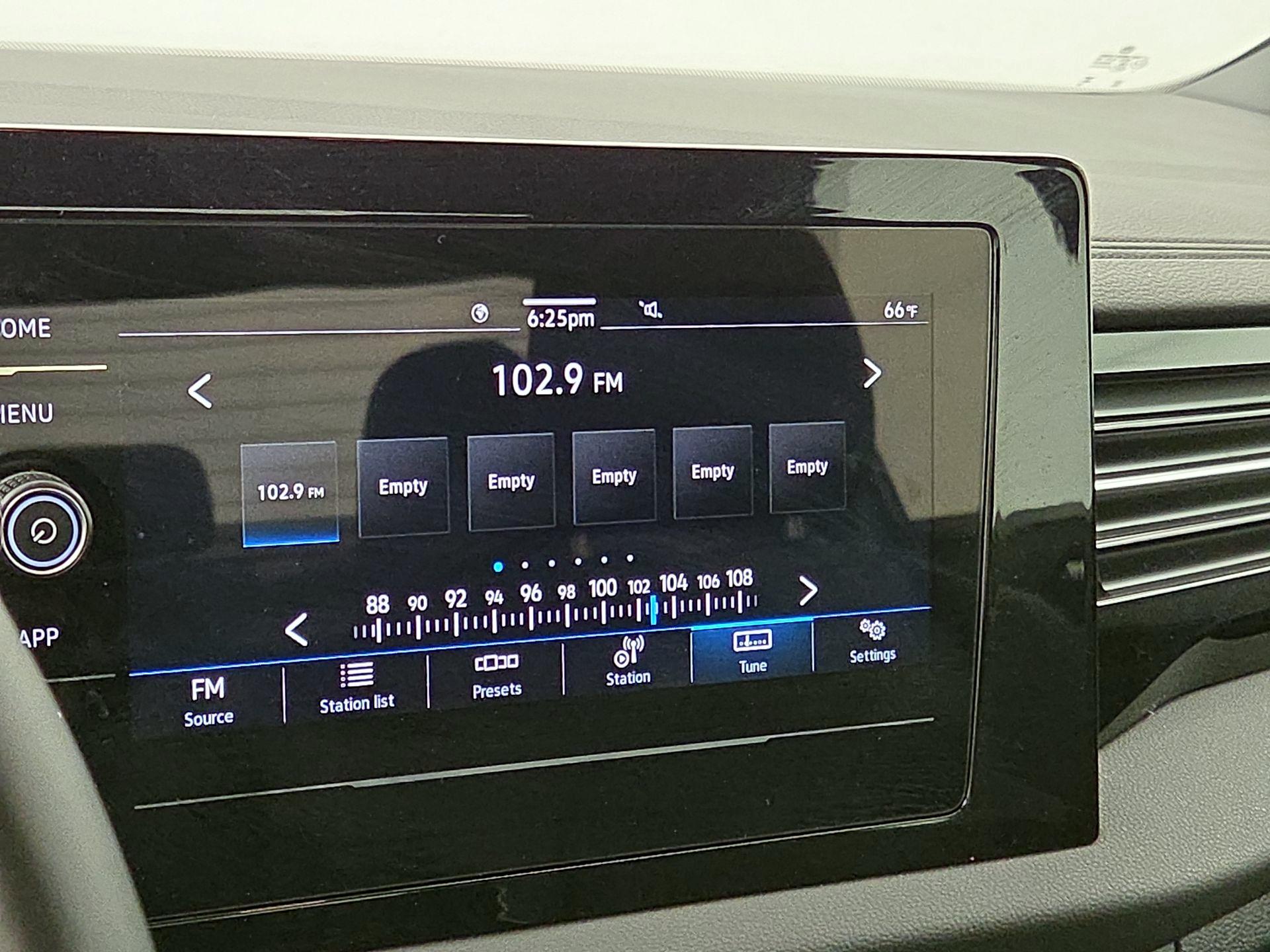 Thumbnail: 2025 Volkswagen Jetta - 15