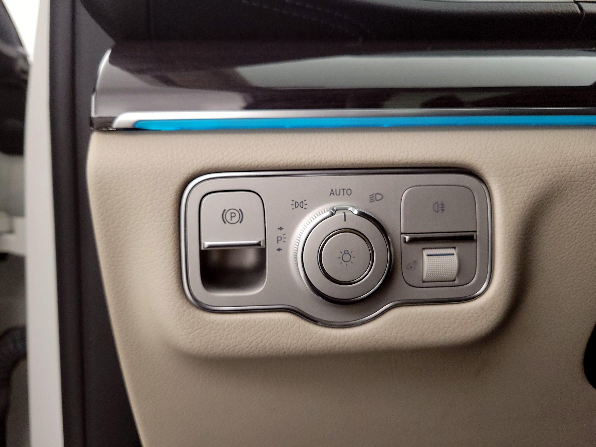 Thumbnail: 2021 Mercedes-Benz GLS - 13