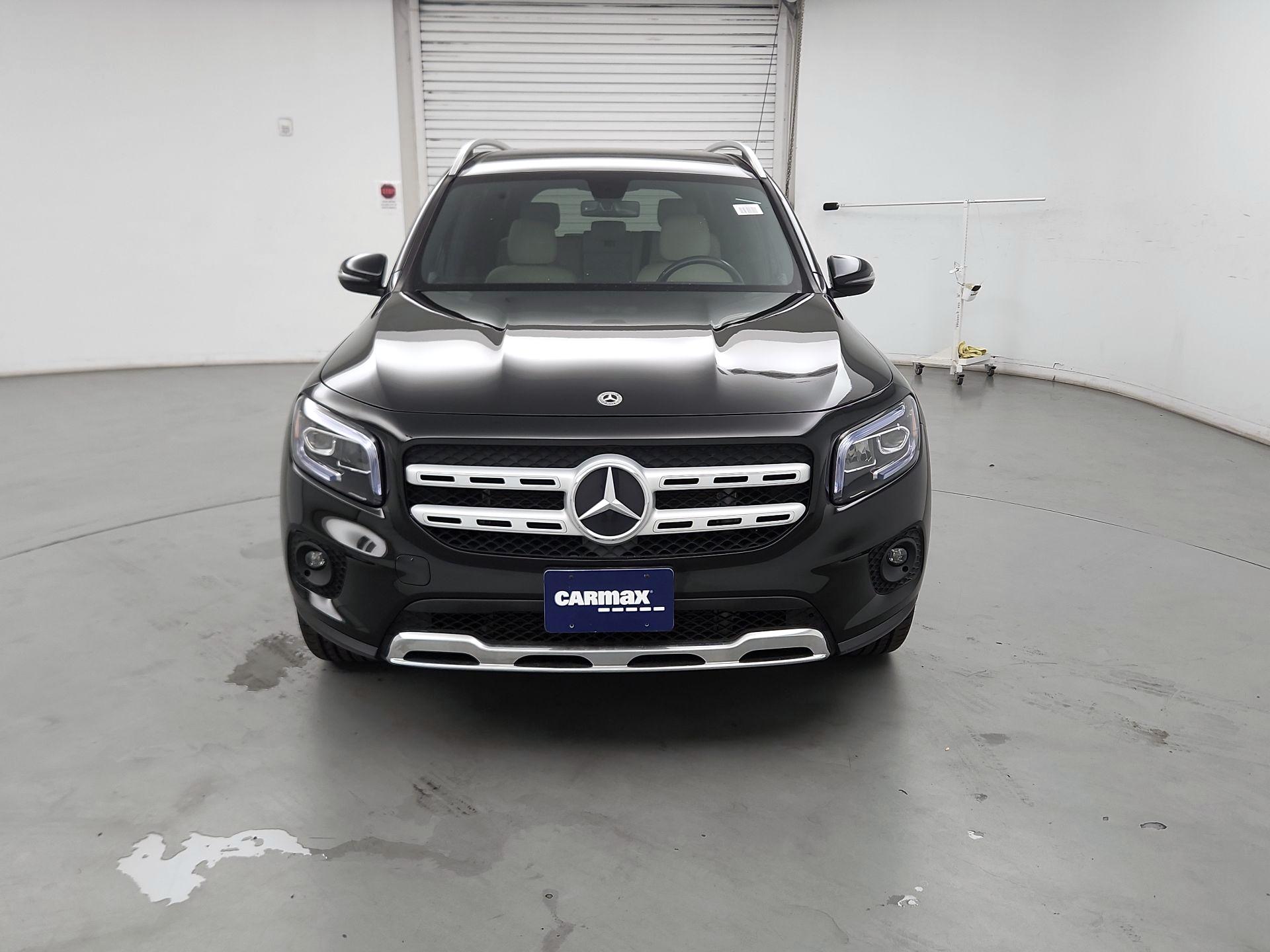 Thumbnail: 2022 Mercedes-Benz GLB - 2