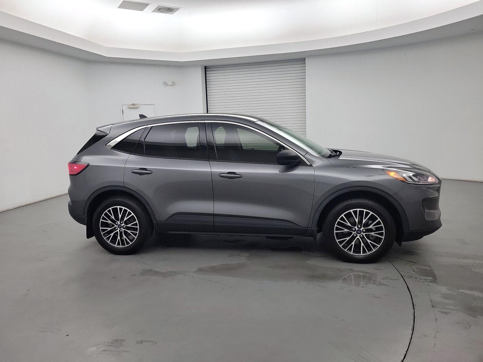 Thumbnail: 2022 Ford Escape - 4