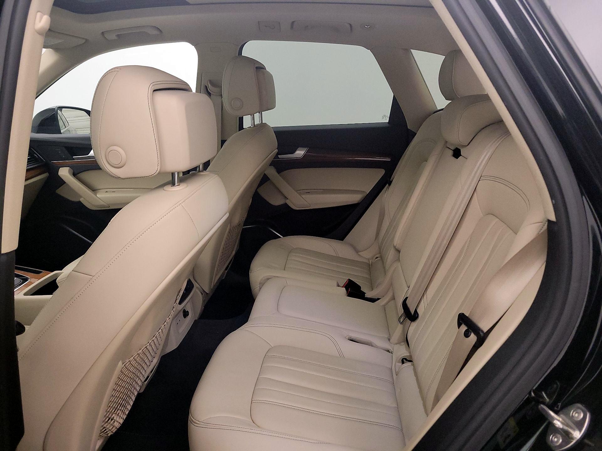 Thumbnail: 2022 Audi Q5 - 19