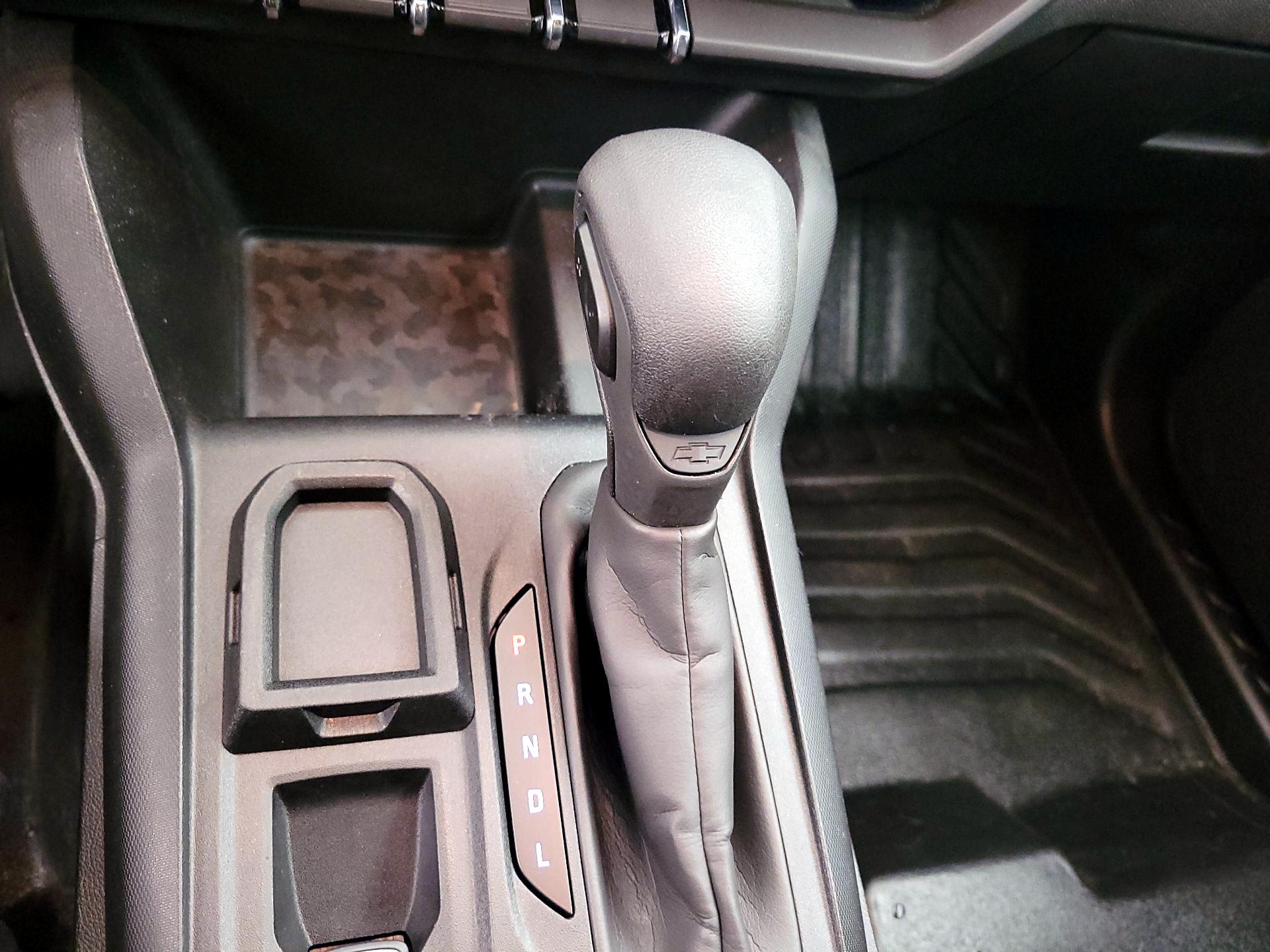 Thumbnail: 2023 Chevrolet Colorado - 17