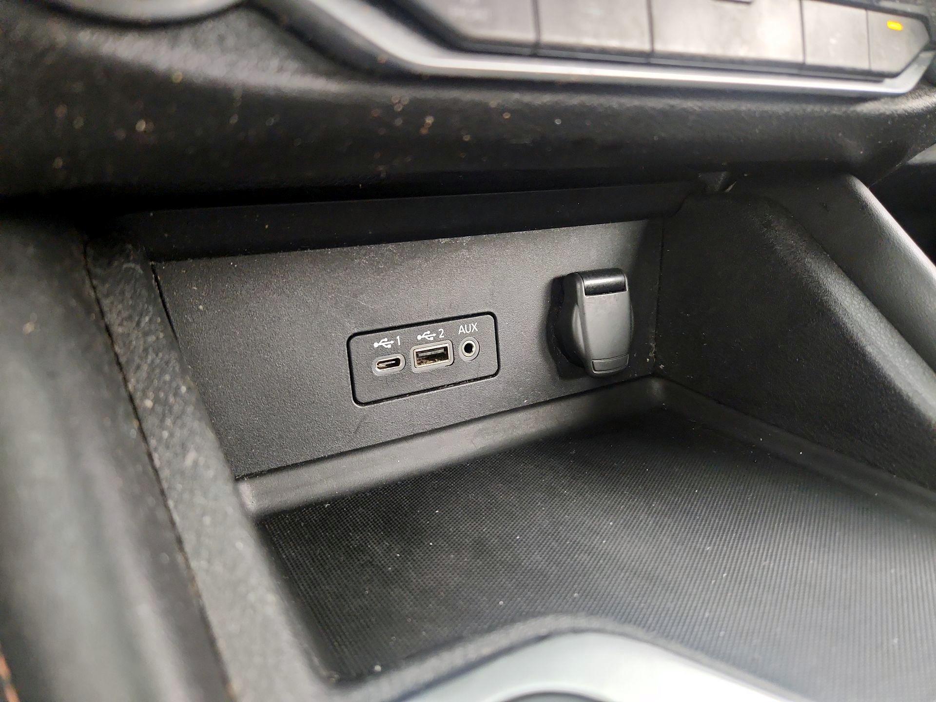 Thumbnail: 2021 Nissan Sentra - 18