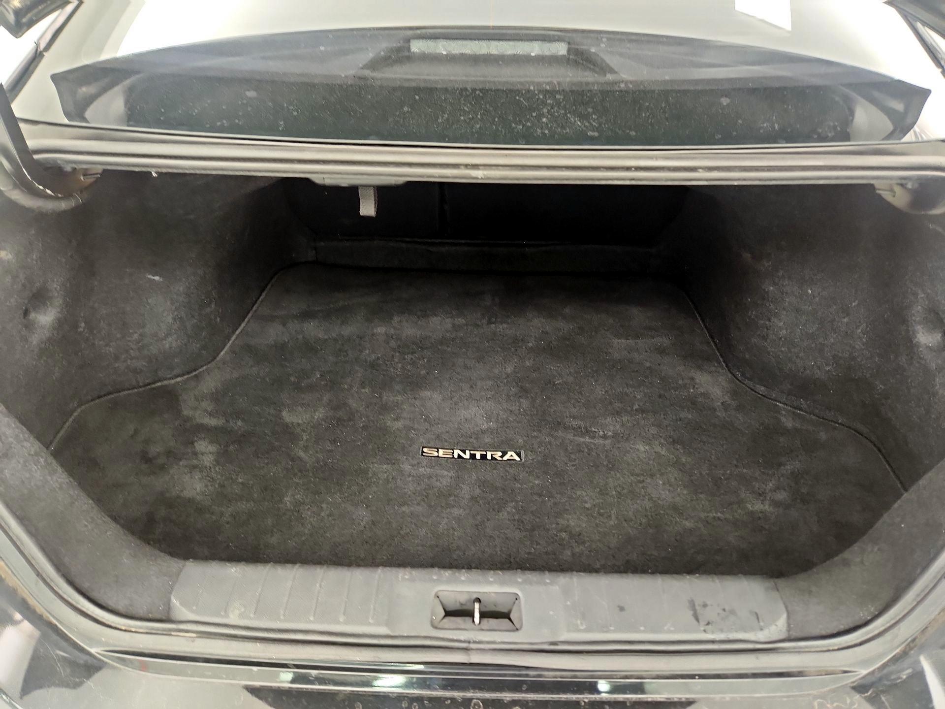 Thumbnail: 2021 Nissan Sentra - 20