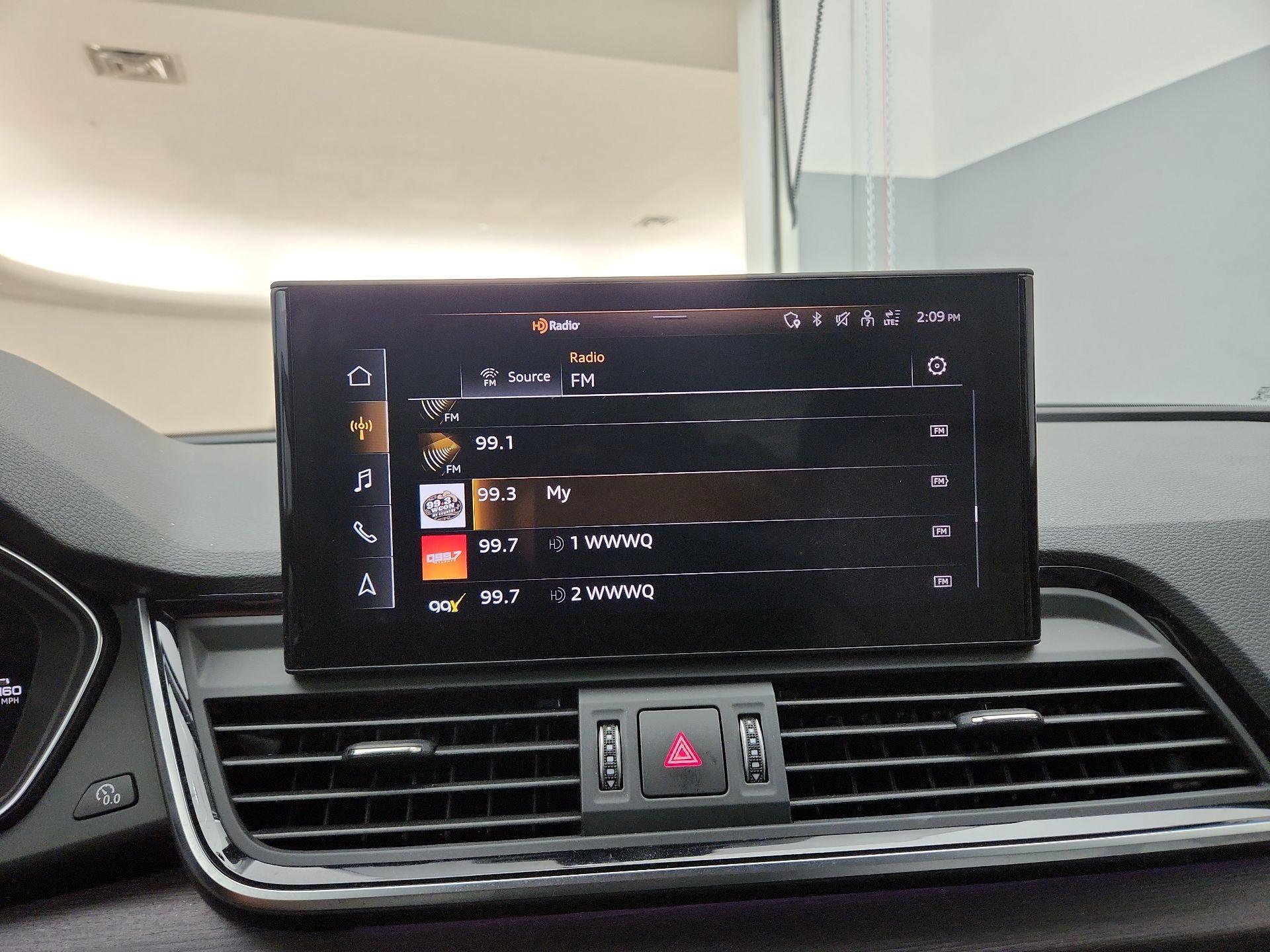 Thumbnail: 2022 Audi Q5 - 16