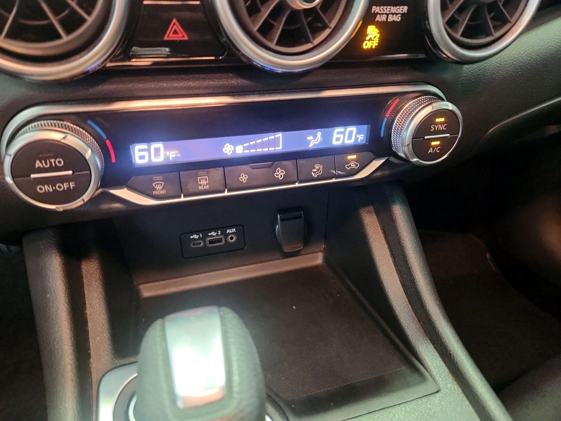 Thumbnail: 2020 Nissan Sentra - 16