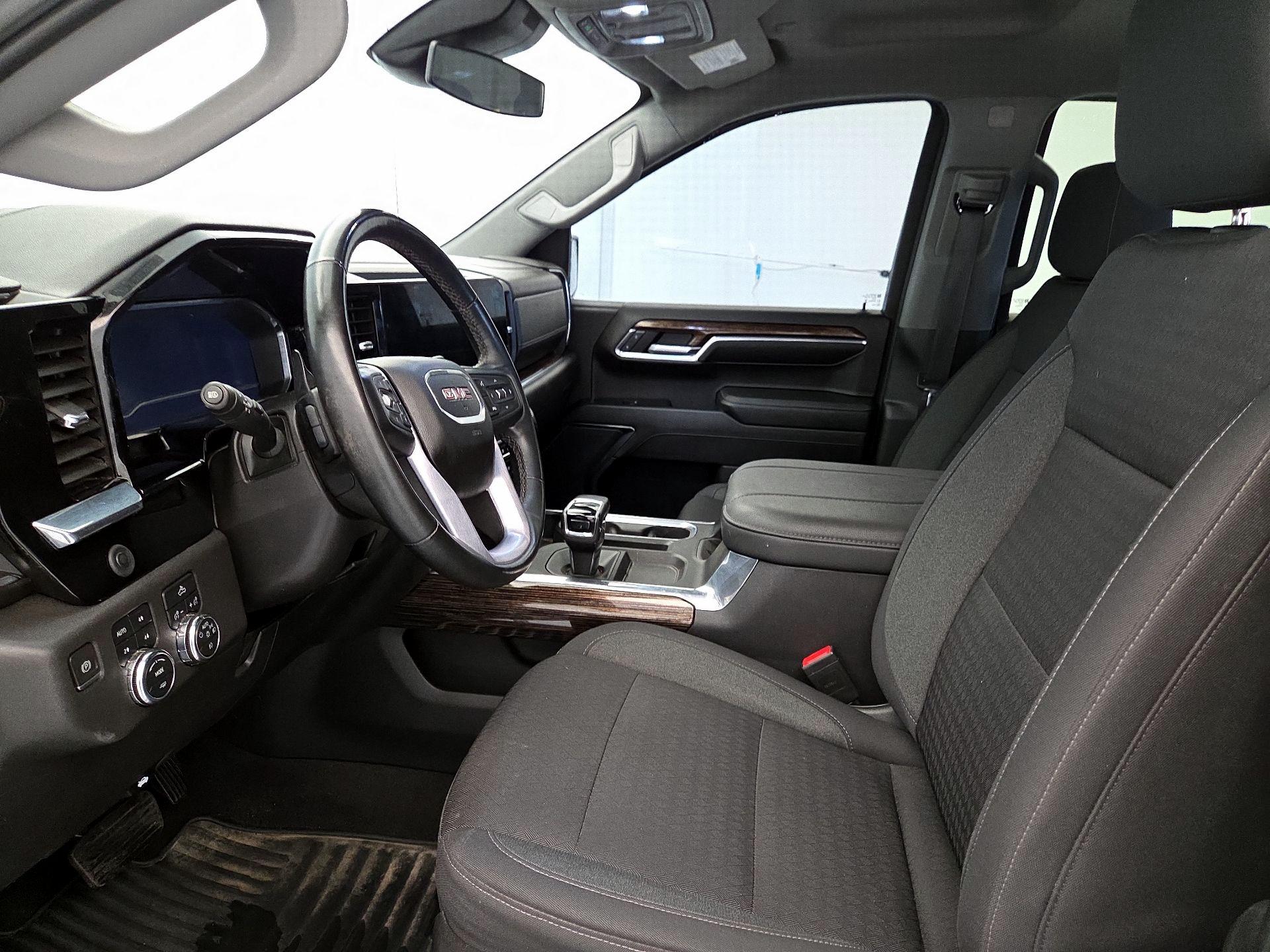 Thumbnail: 2023 GMC Sierra 1500 - 11