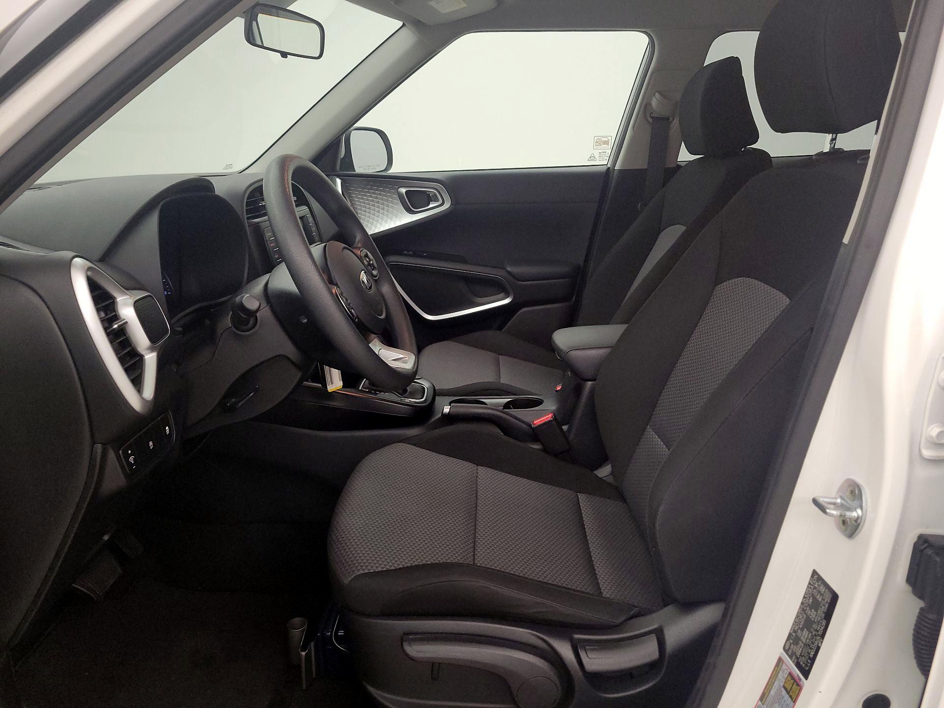 Thumbnail: 2020 Kia Soul - 11