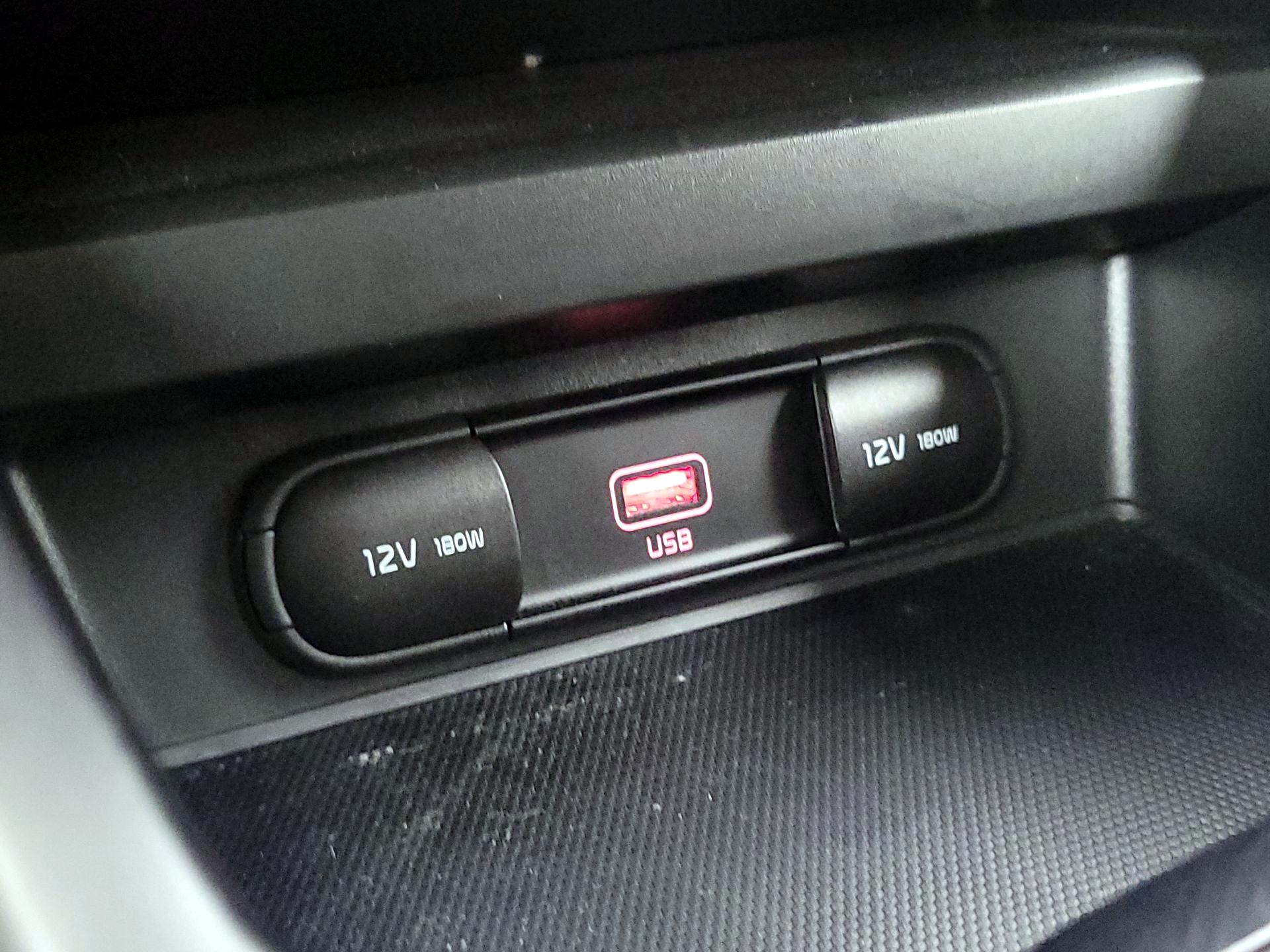 Thumbnail: 2020 Kia Soul - 18