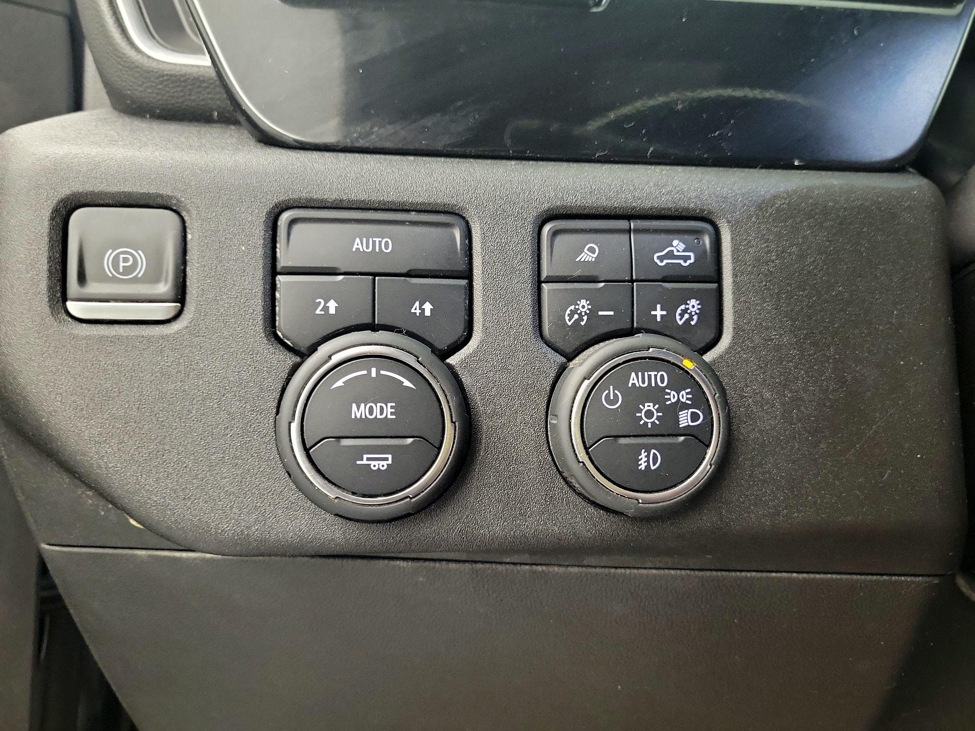 Thumbnail: 2023 Chevrolet Silverado 1500 - 13