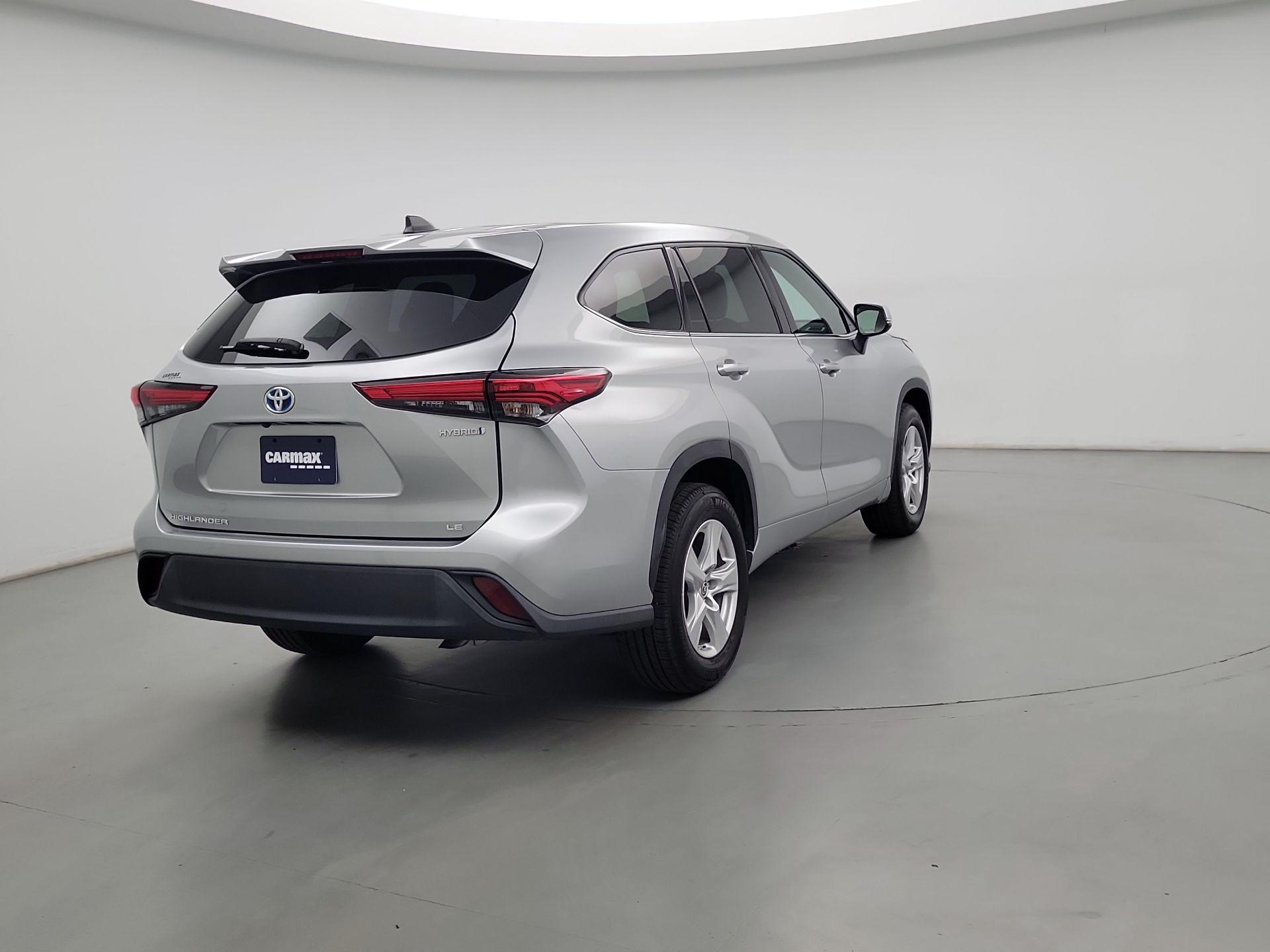 Thumbnail: 2022 Toyota Highlander - 5