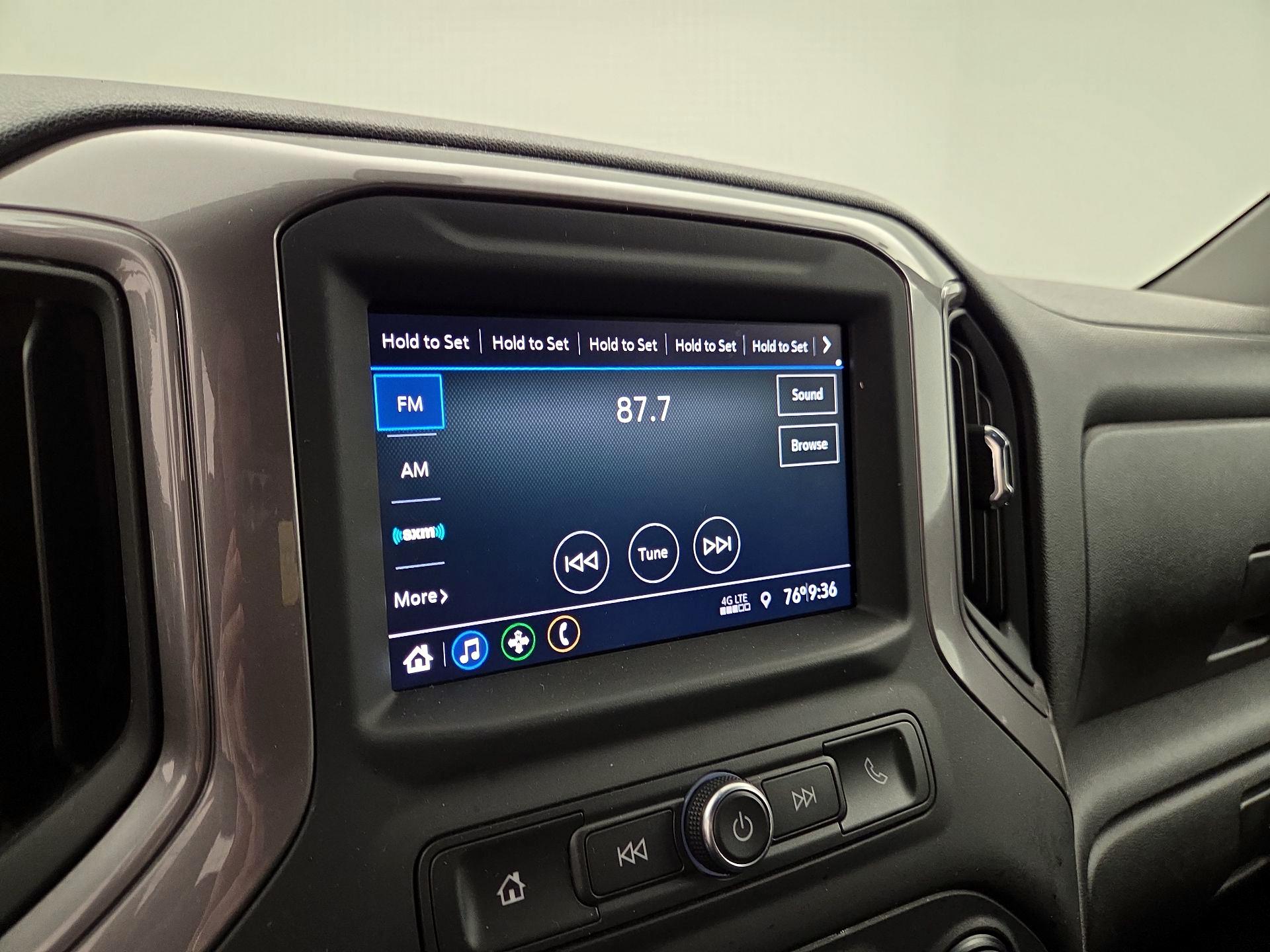 Thumbnail: 2020 Chevrolet Silverado 1500 - 15