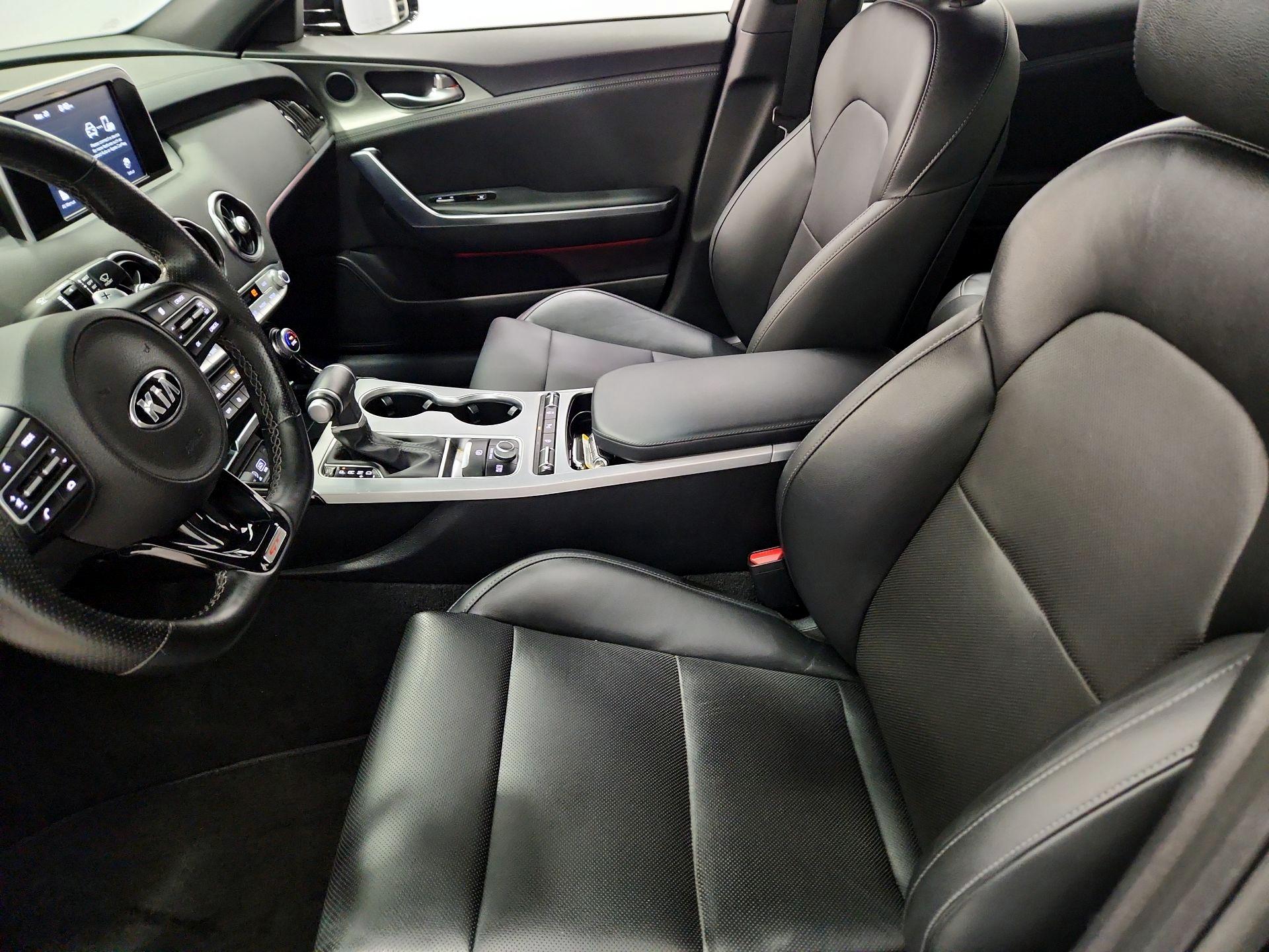 Thumbnail: 2020 Kia Stinger - 11