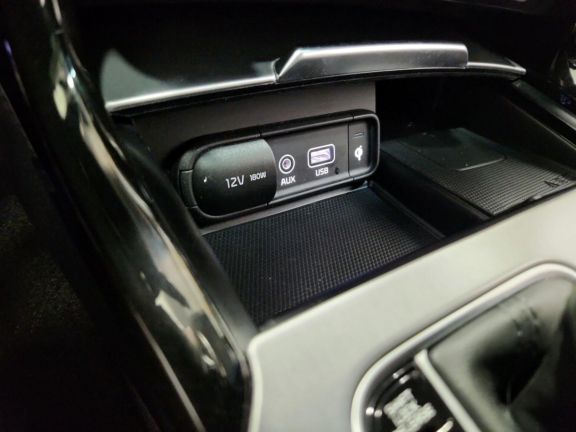 Thumbnail: 2020 Kia Stinger - 18