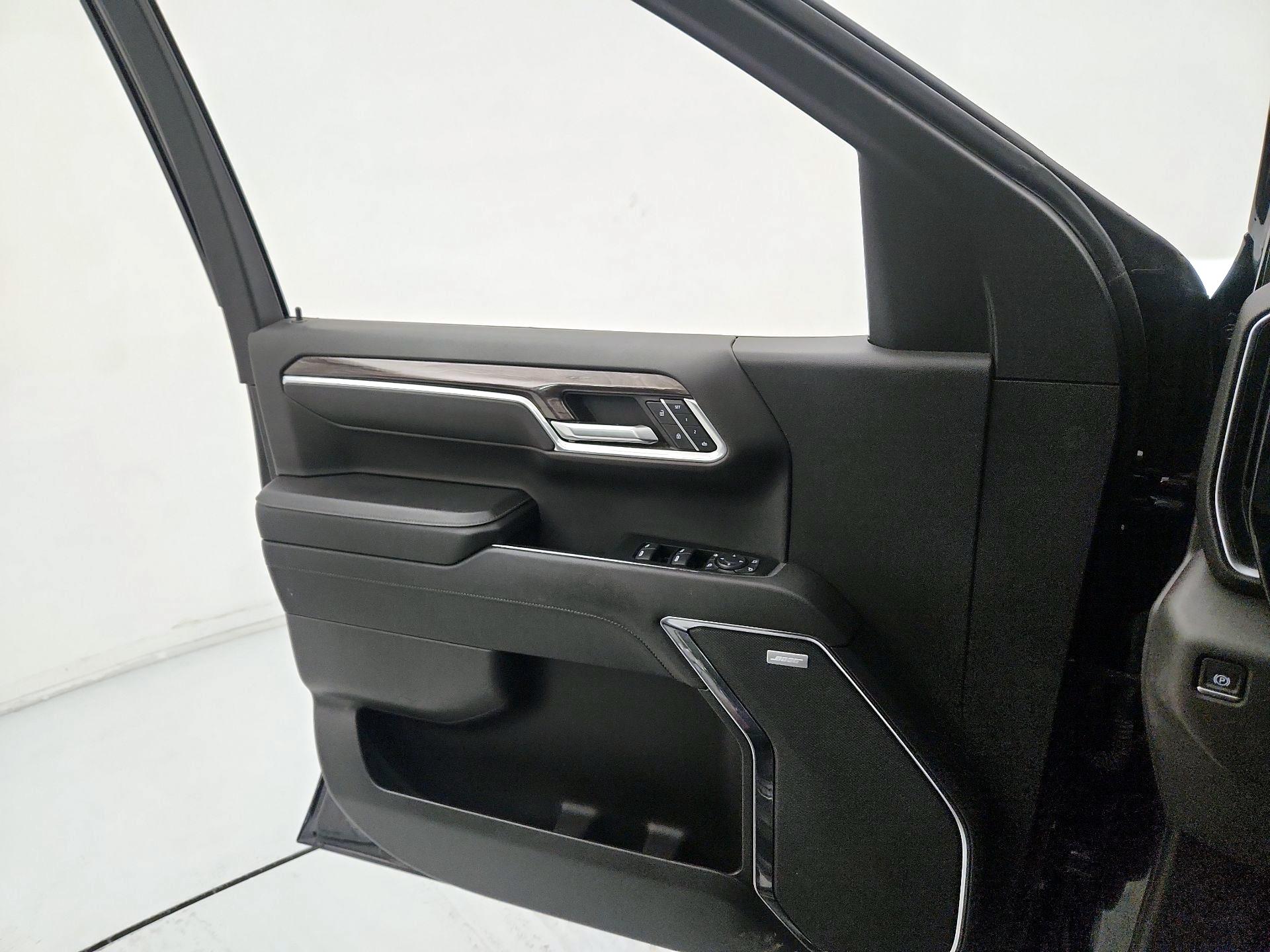 Thumbnail: 2023 Chevrolet Silverado 1500 - 12