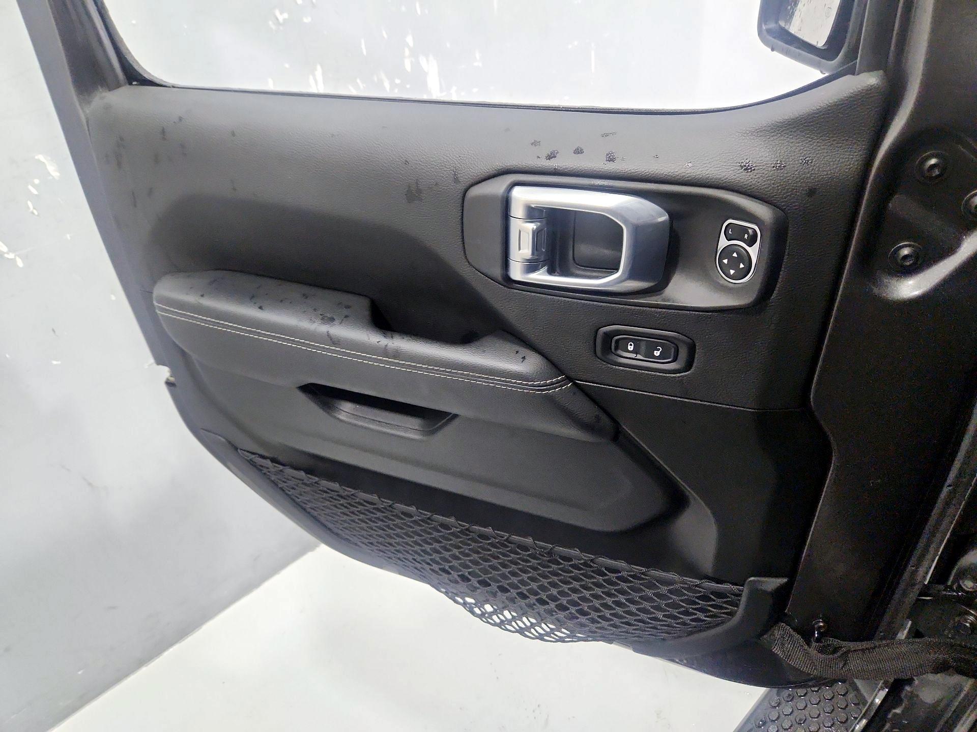 Thumbnail: 2021 Jeep Wrangler - 12