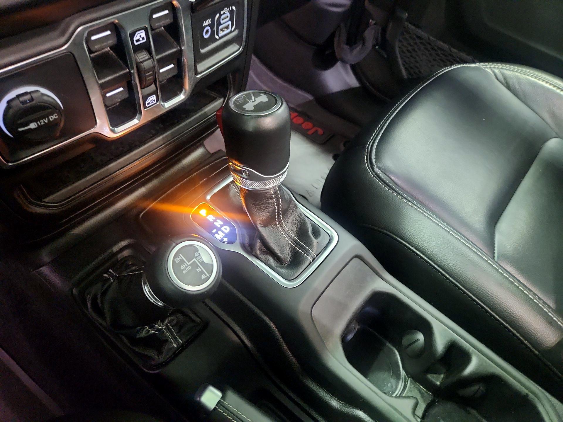 Thumbnail: 2021 Jeep Wrangler - 18