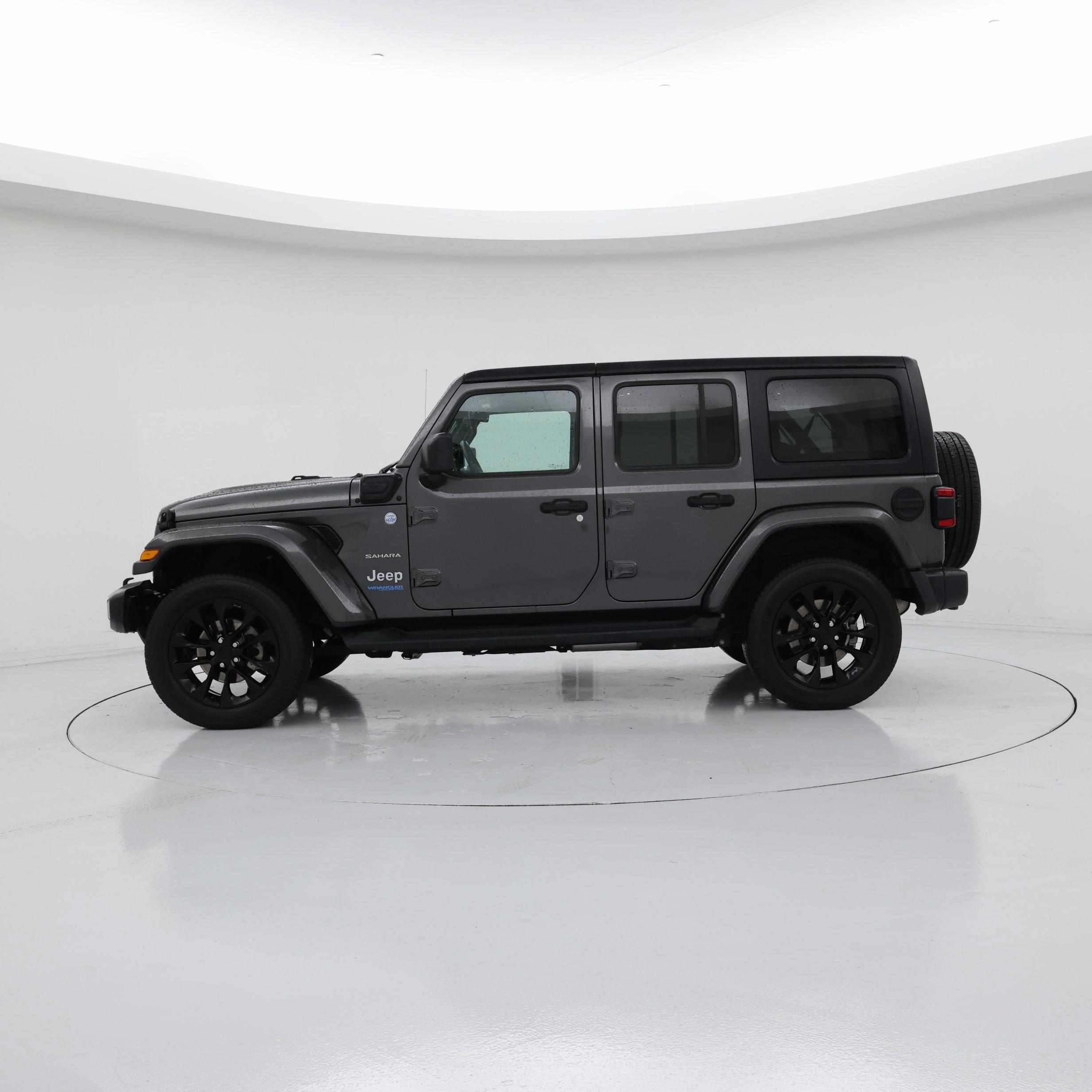 Thumbnail: 2021 Jeep Wrangler - 3