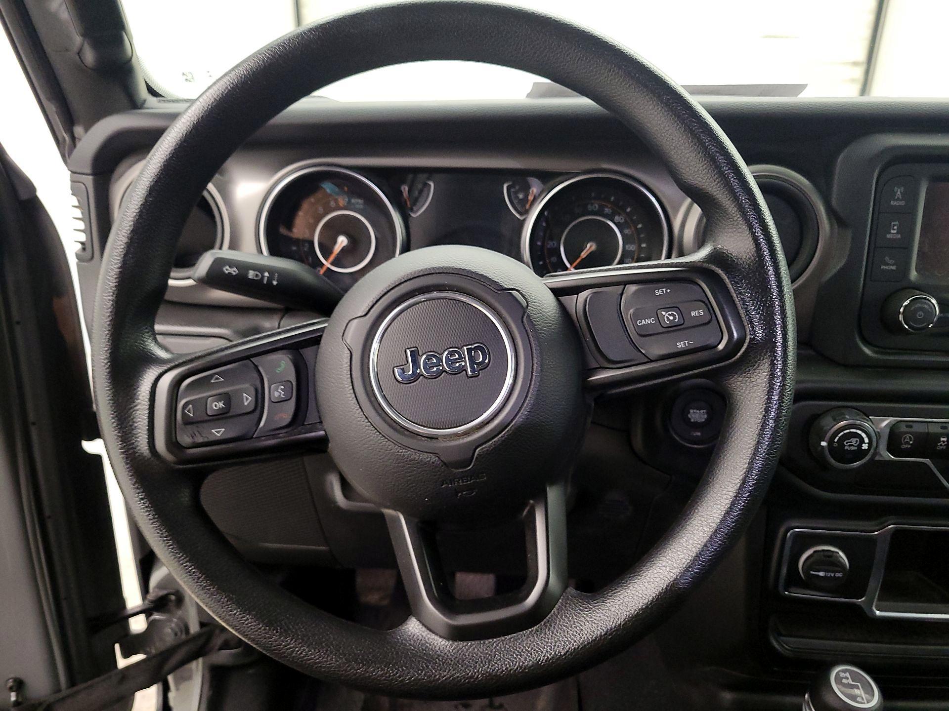 Thumbnail: 2021 Jeep Wrangler - 10