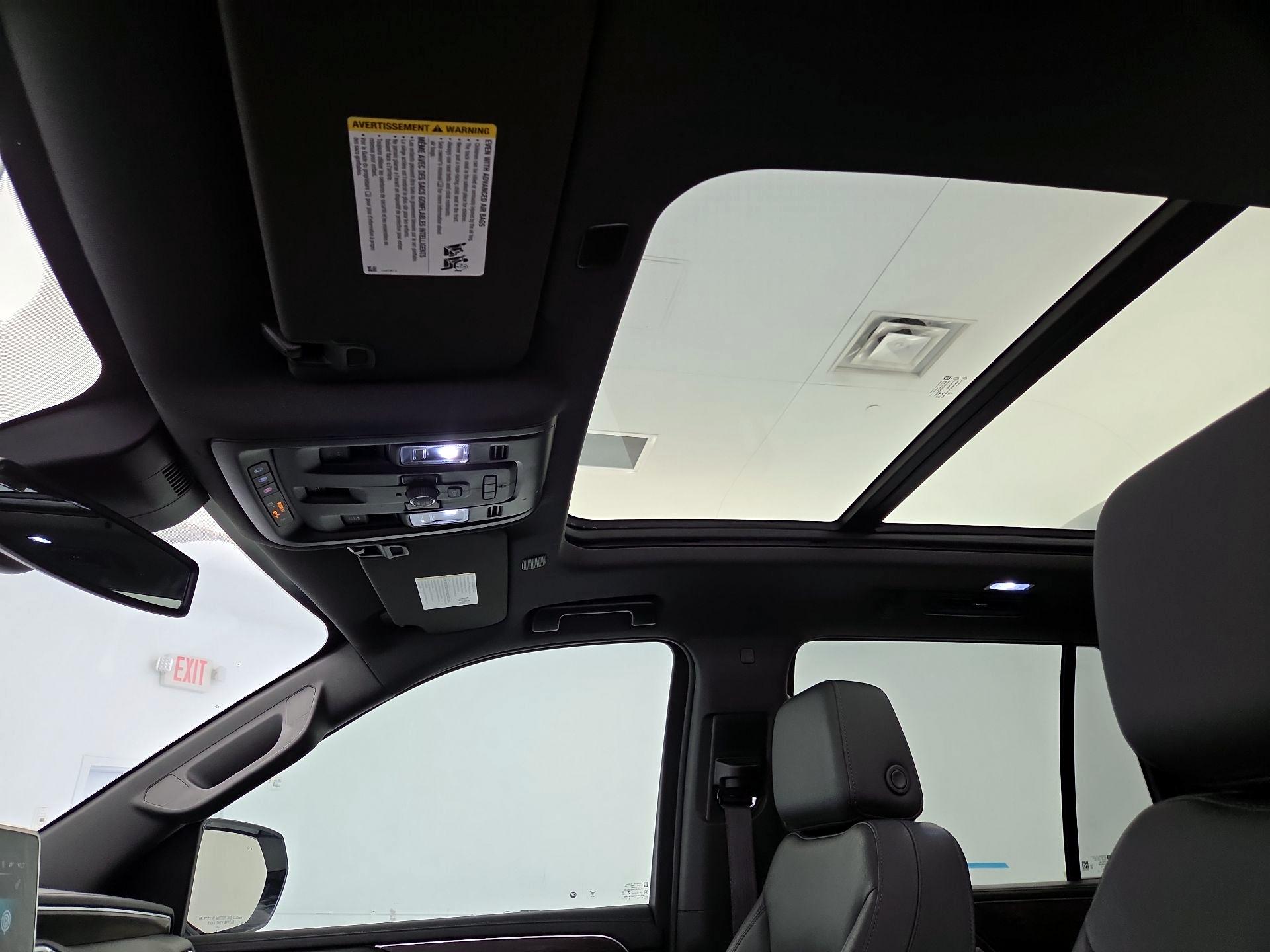 Thumbnail: 2023 Chevrolet Tahoe - 19