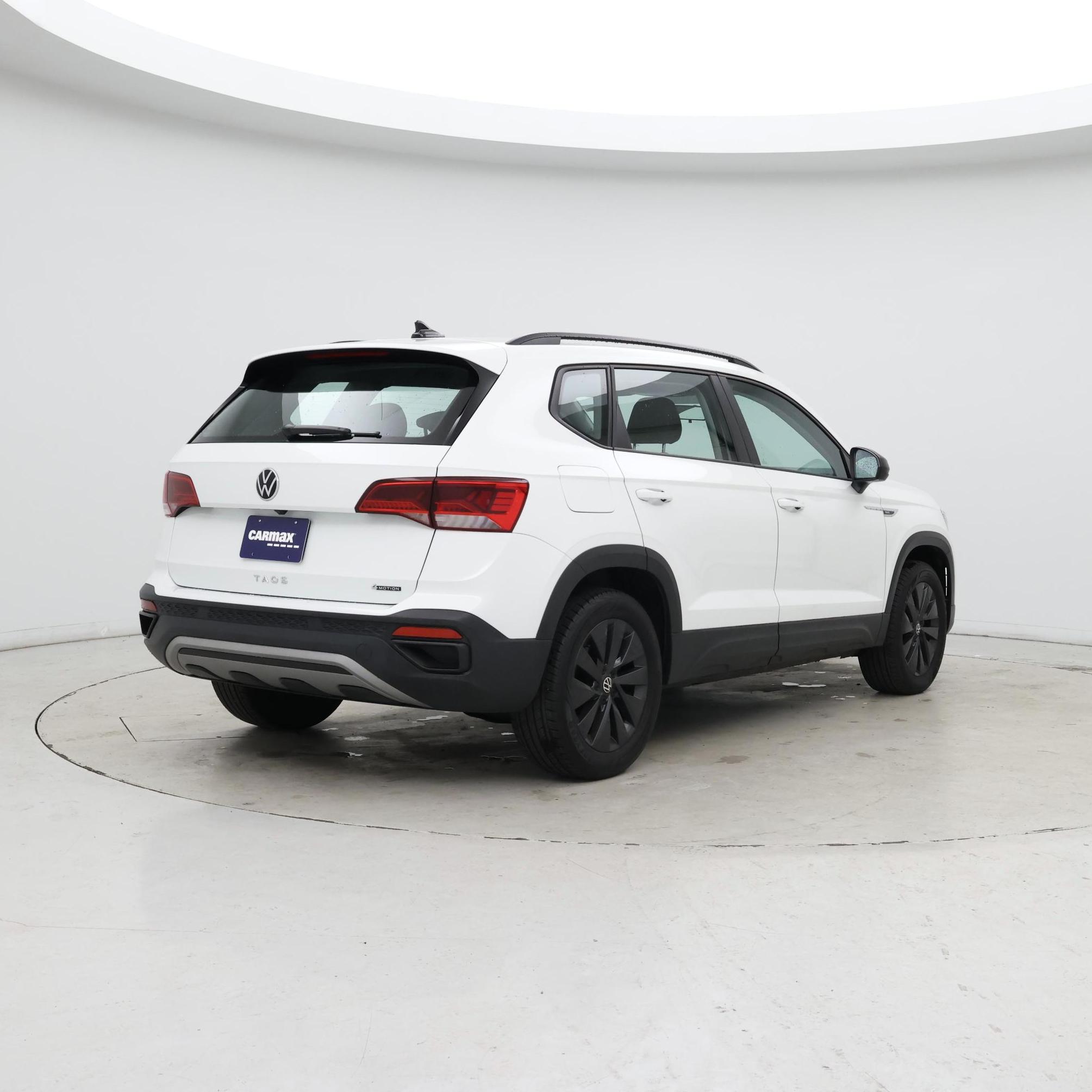 Thumbnail: 2022 Volkswagen Taos - 8